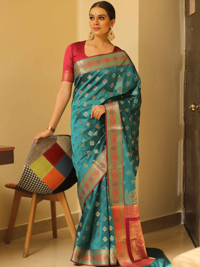 Banarasee Handwoven Semi-Katan Zari Paithani Border Saree-Green