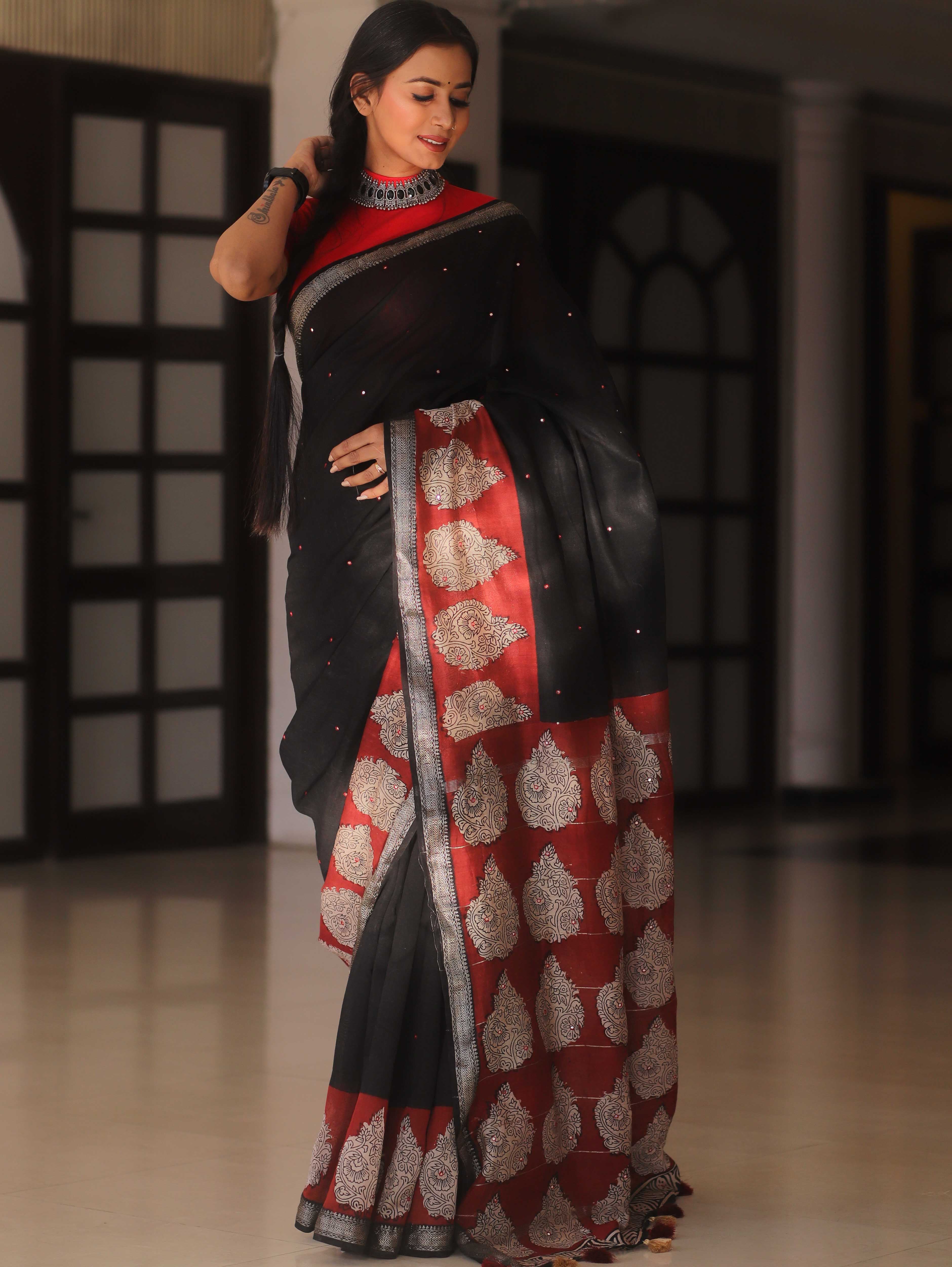 Handloom Maheshwari Silk Bagru Block Printed Mirror Work Saree-Black