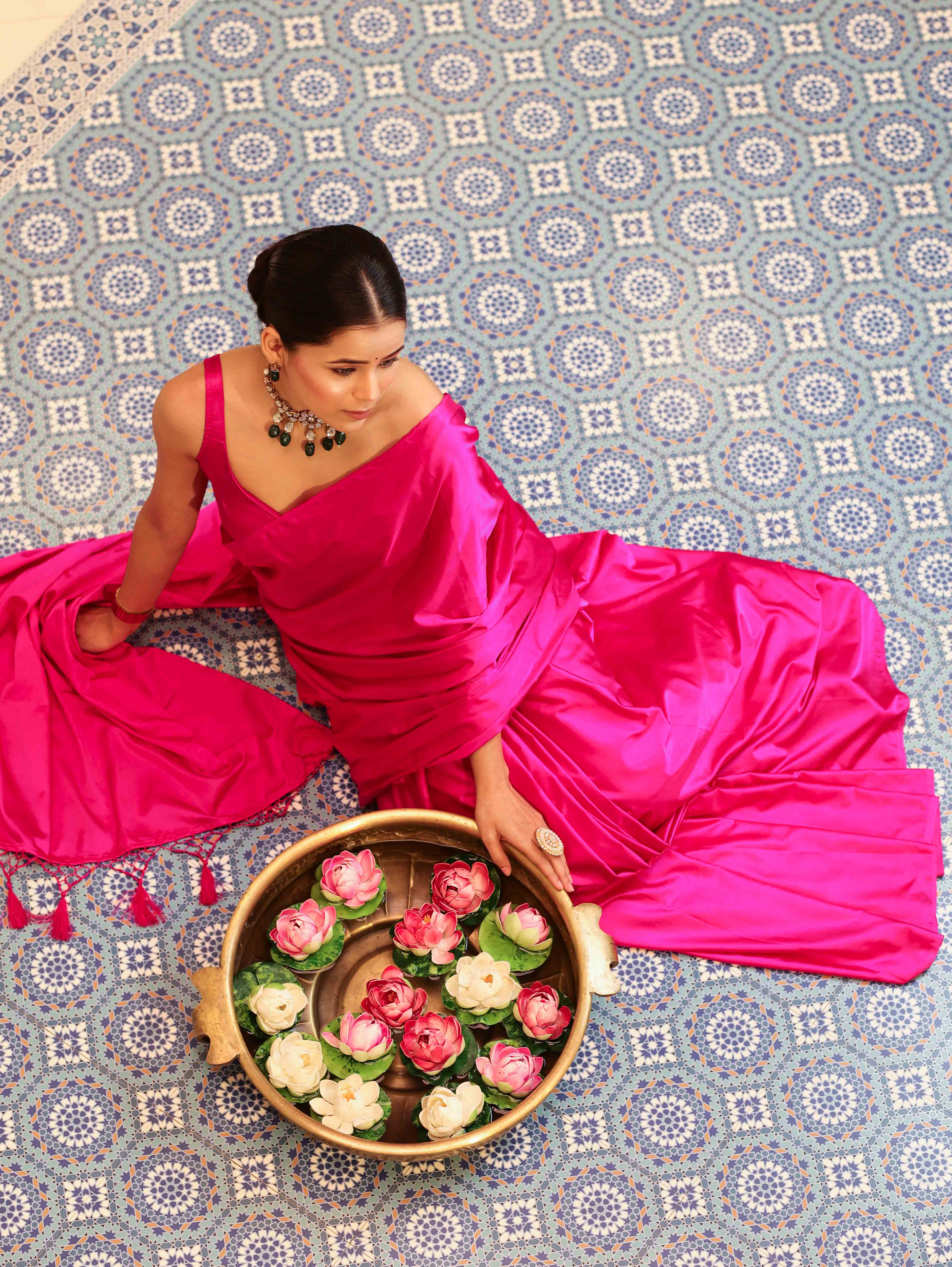 Banarasee Handloom Plain Mashru Silk Saree-Fuschia Pink