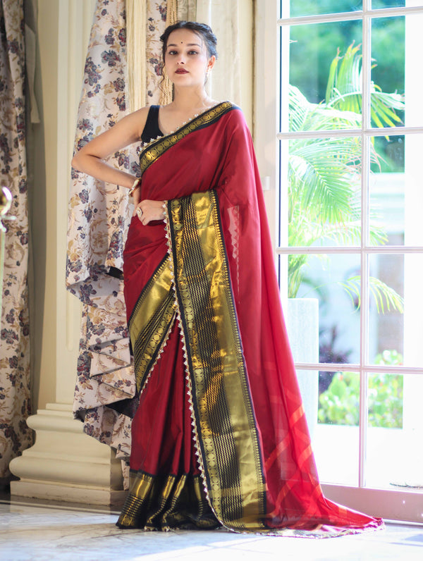 Banarasee Handloom Semi Silk Plain Saree With Contrast Border & Lace-Maroon
