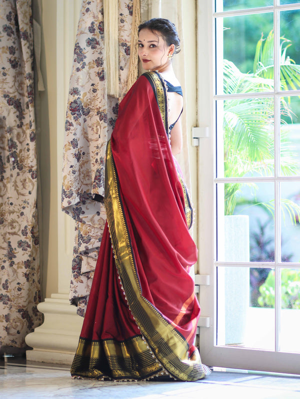 Banarasee Handloom Semi Silk Plain Saree With Contrast Border & Lace-Maroon
