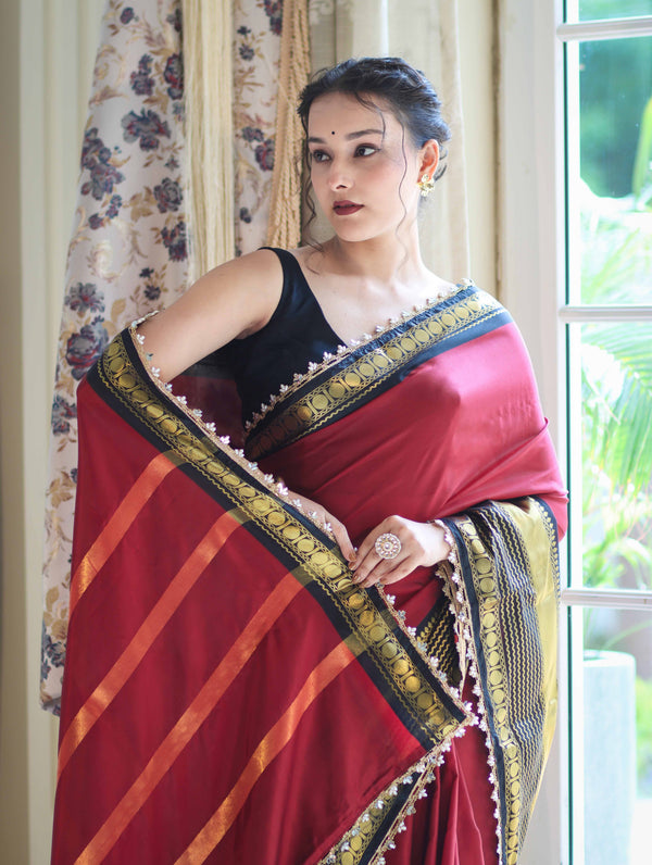 Banarasee Handloom Semi Silk Plain Saree With Contrast Border & Lace-Maroon