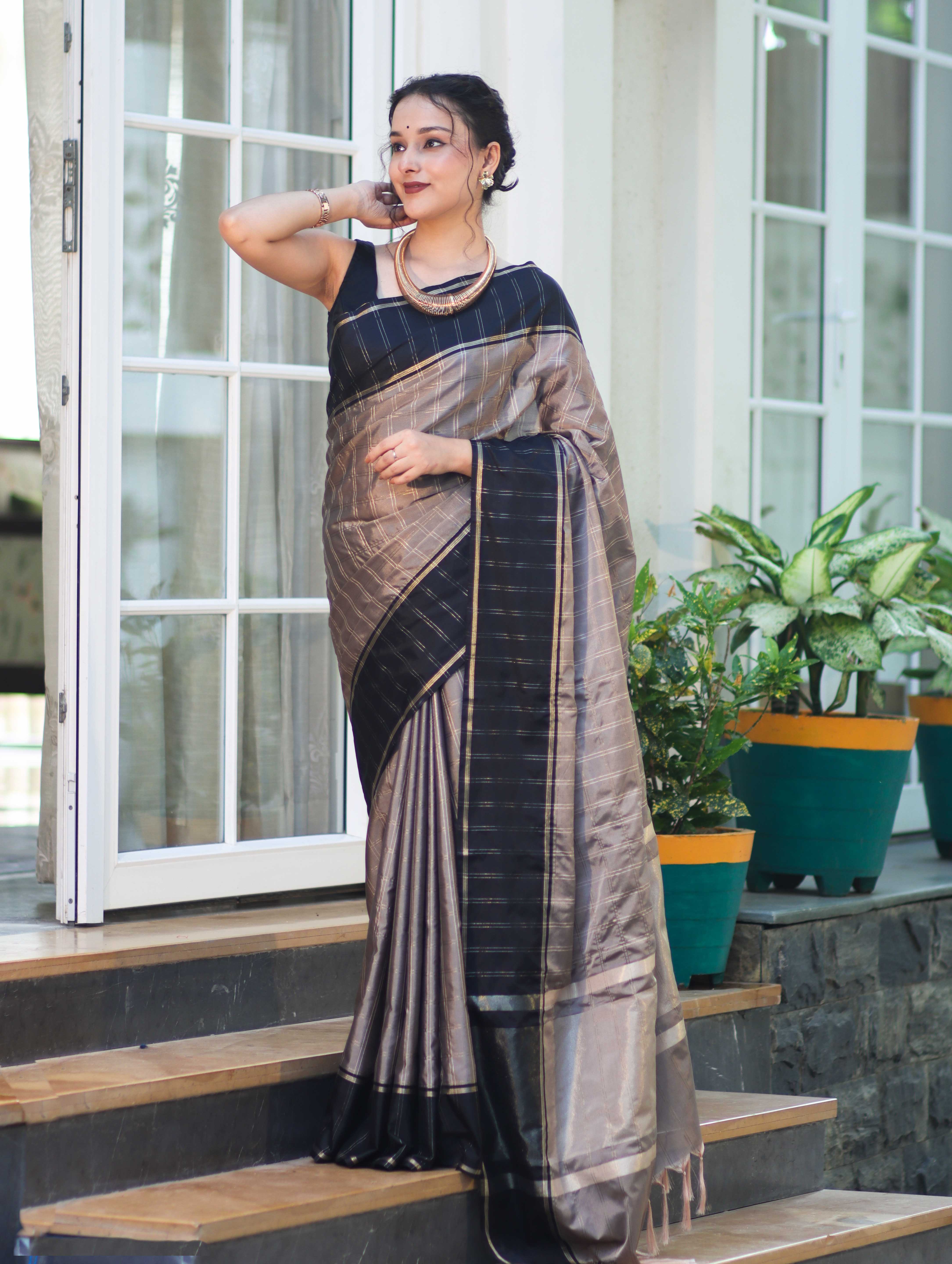Banarasee Handloom Semi Silk Saree With Checks Pattern & Contrast Border-Grey & Black