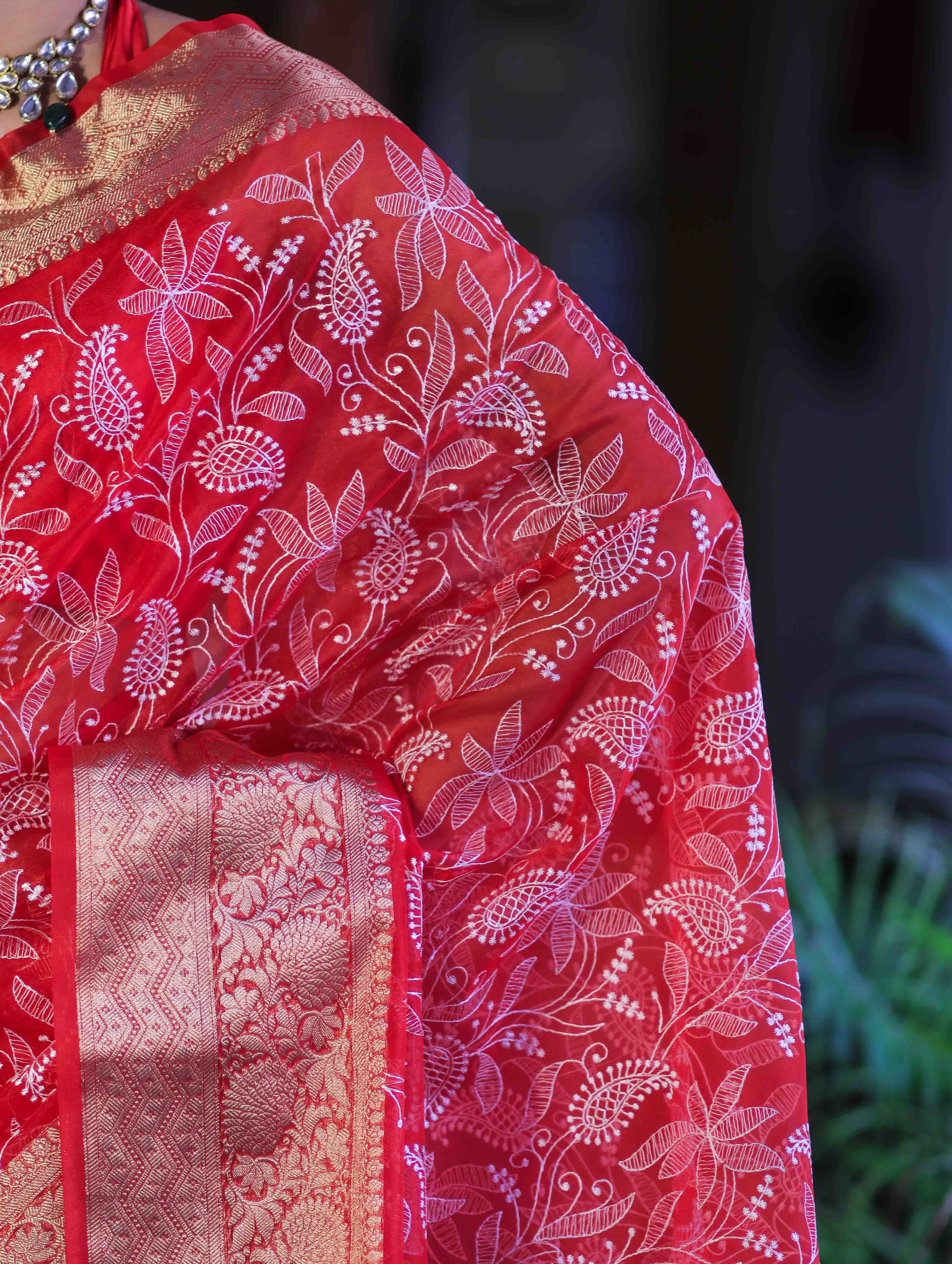 Banarasee Organza Mix Saree With Thread Embroidered Work & Zari Border-Red