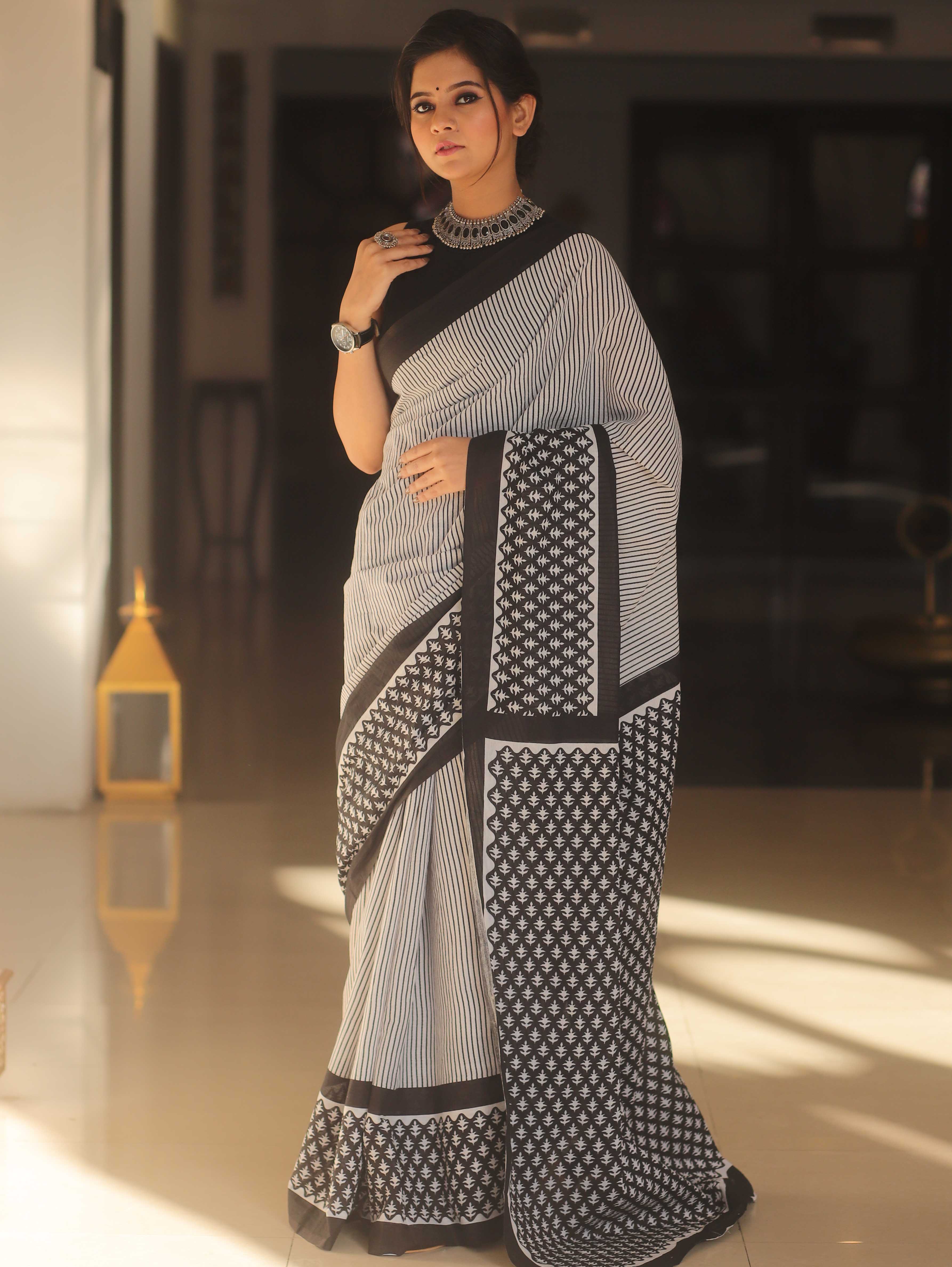Handloom Mul Cotton Hand-Block Print Saree-Black & White