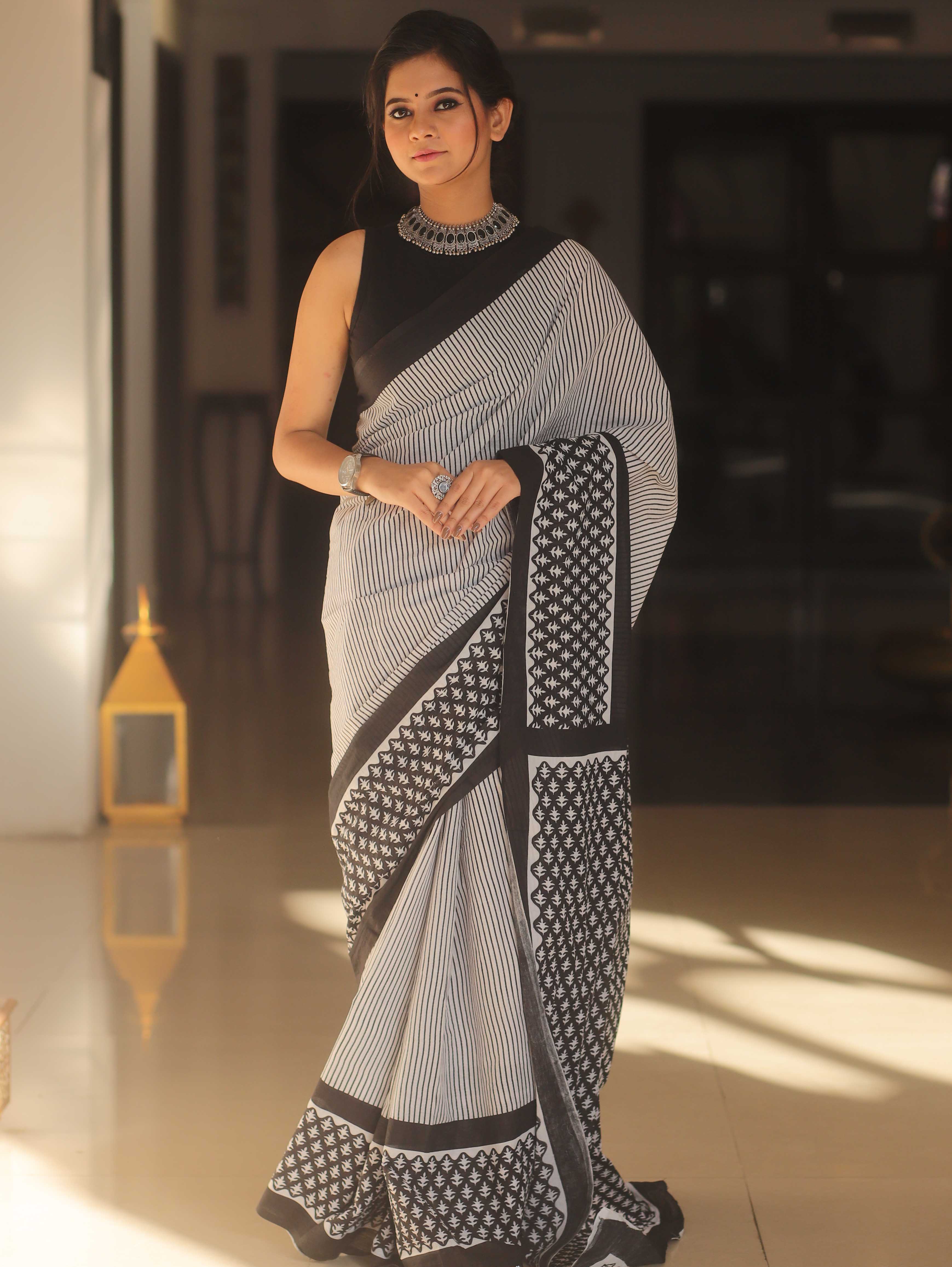 Handloom Mul Cotton Hand-Block Print Saree-Black & White