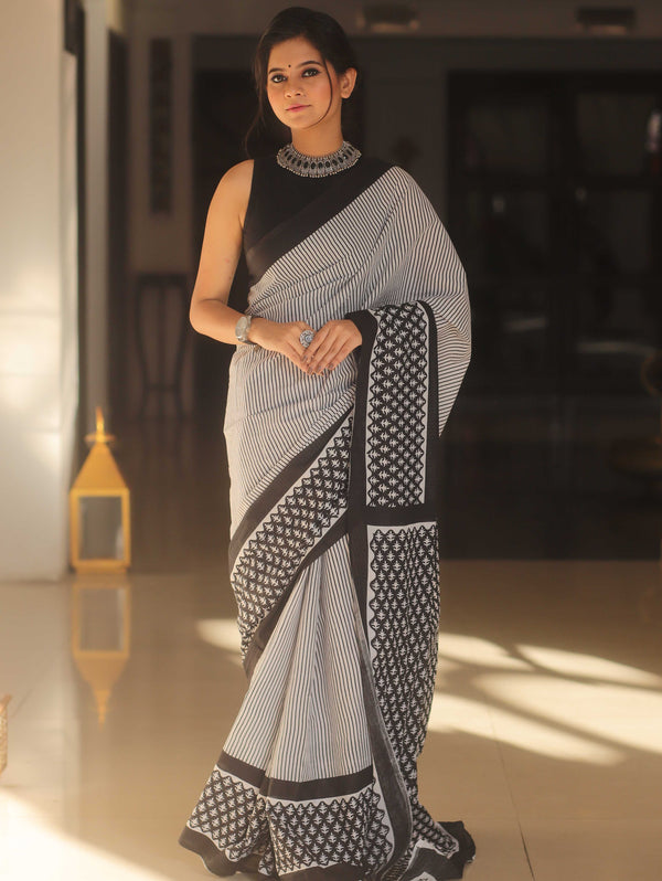Handloom Mul Cotton Hand-Block Print Saree-Black & White