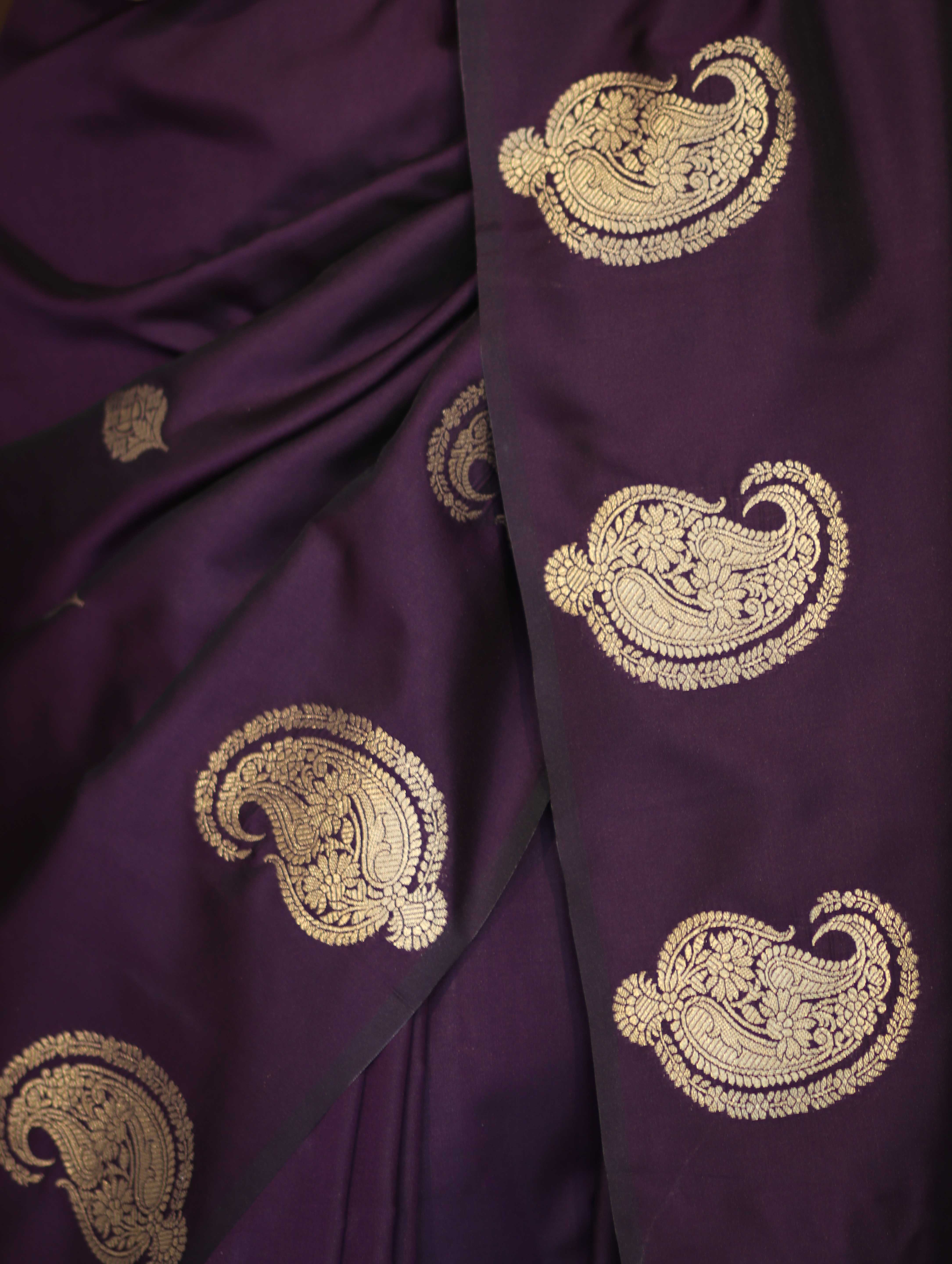 Banarasee Handloom Dual Tone Semi Silk Saree With Gold Zari Buta Design-Purple
