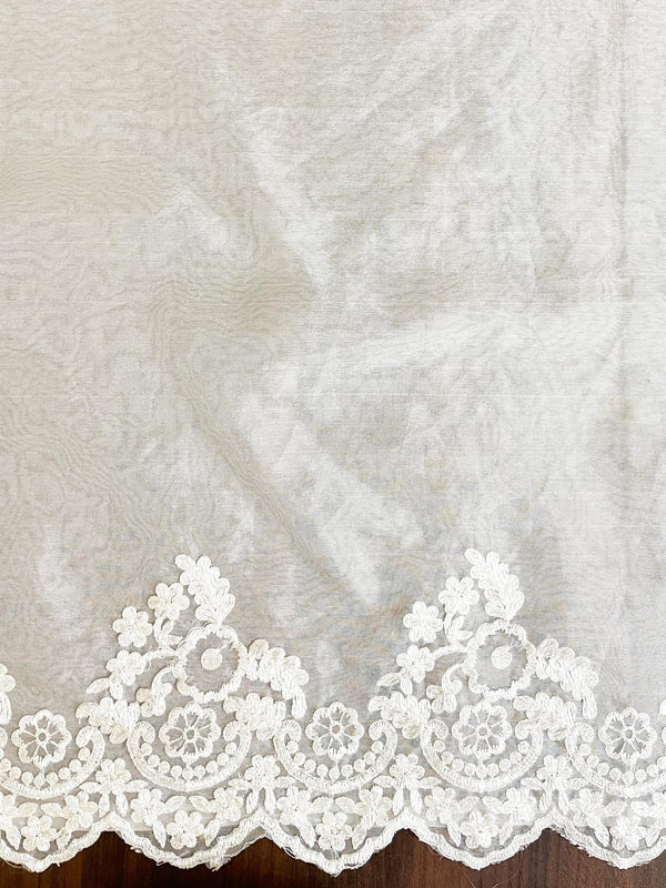 Banarasee Handwoven Organza Floral Embroidery Saree-White