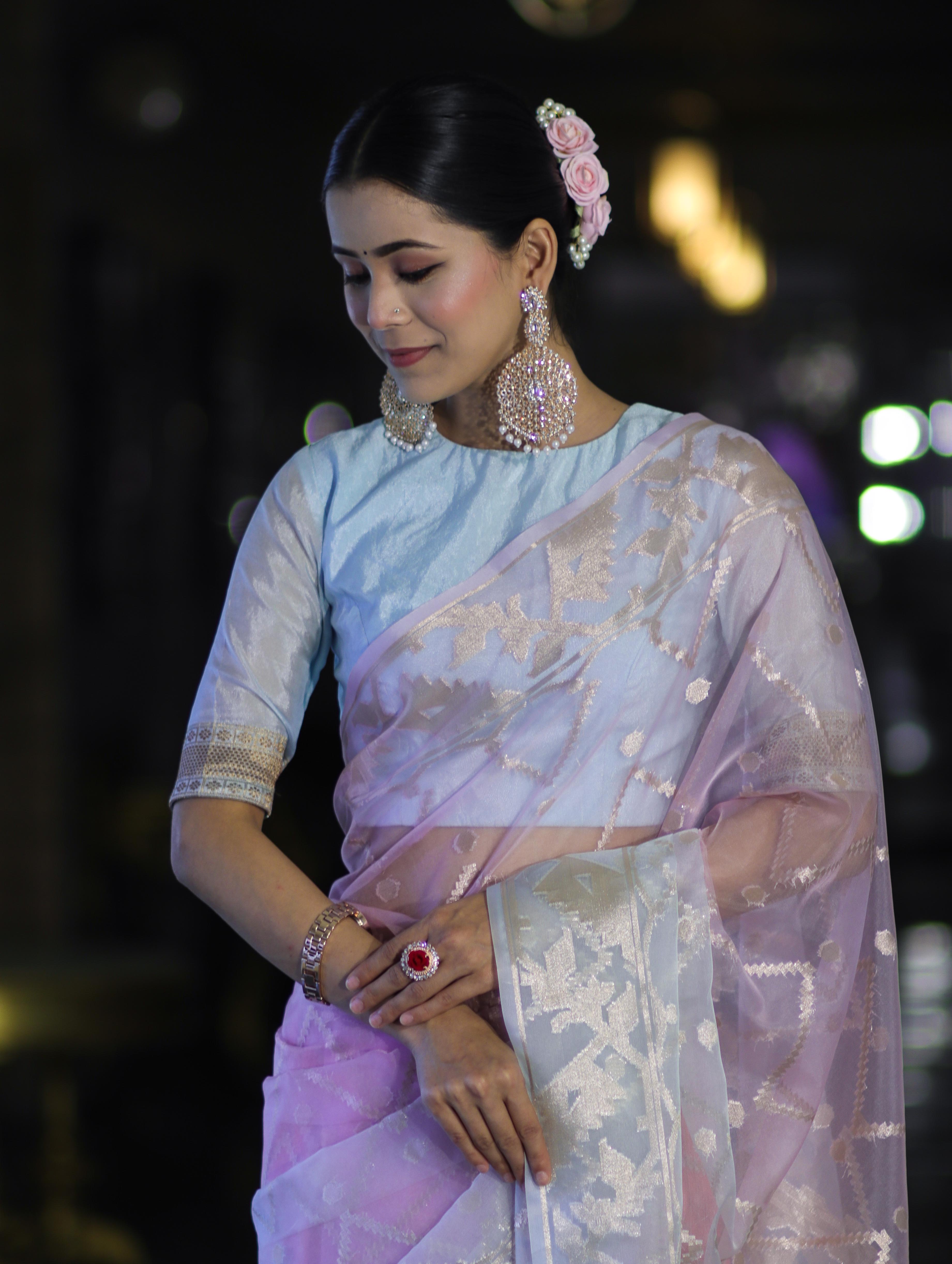 Banarasee Dual Color Organza Saree With Zari Jaal Design-Light Blue & Light Pink