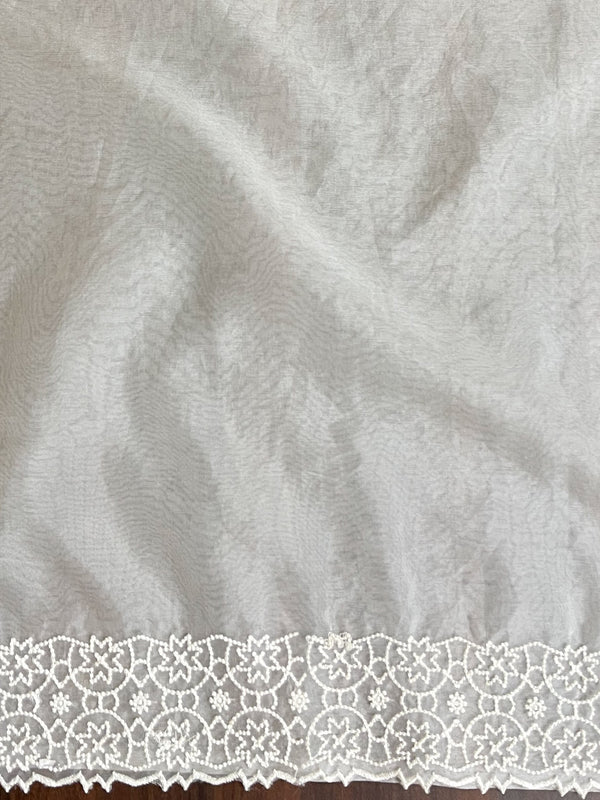 Banarasee Handwoven Organza Floral Embroidery Saree-White