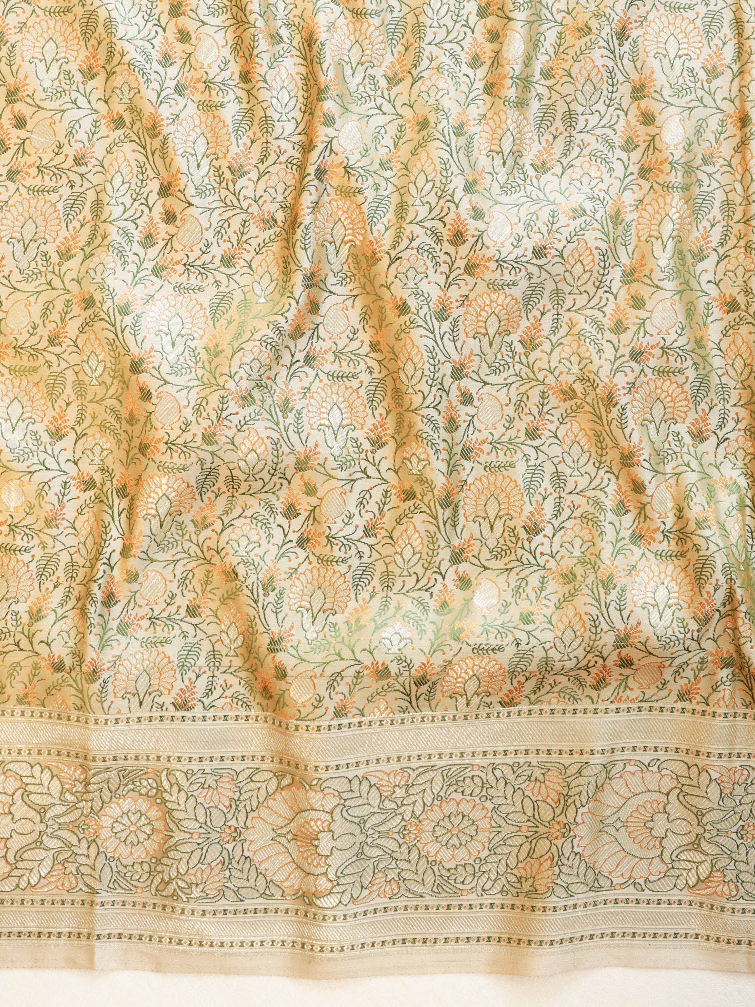 Banarasee Handwoven Semi-Katan Tanchoi Weaving Floral Border Saree-Pink & White