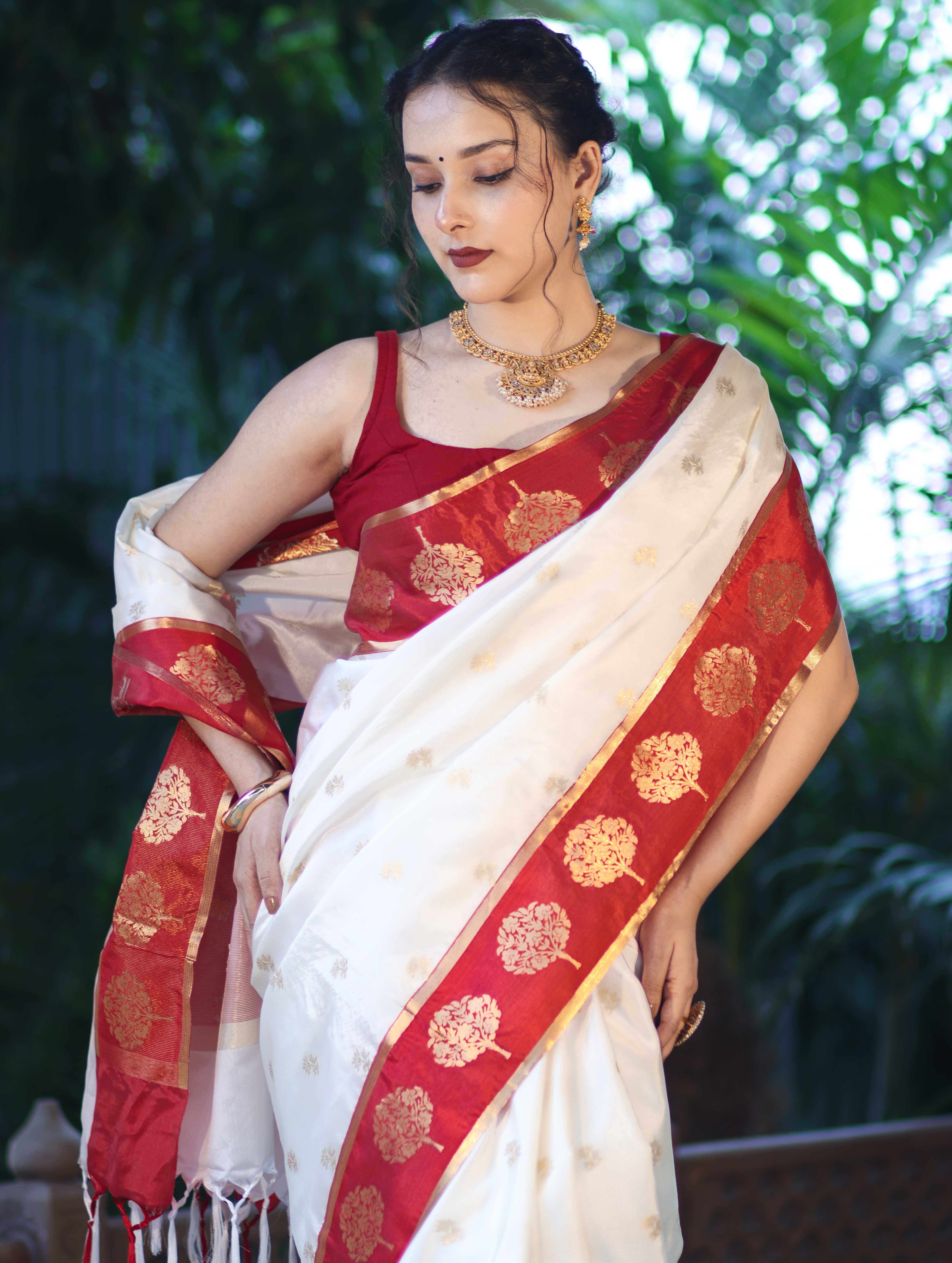 Banarasee Handloom Semi Silk Saree With Buti Design & Contrast Border-White & Maroon