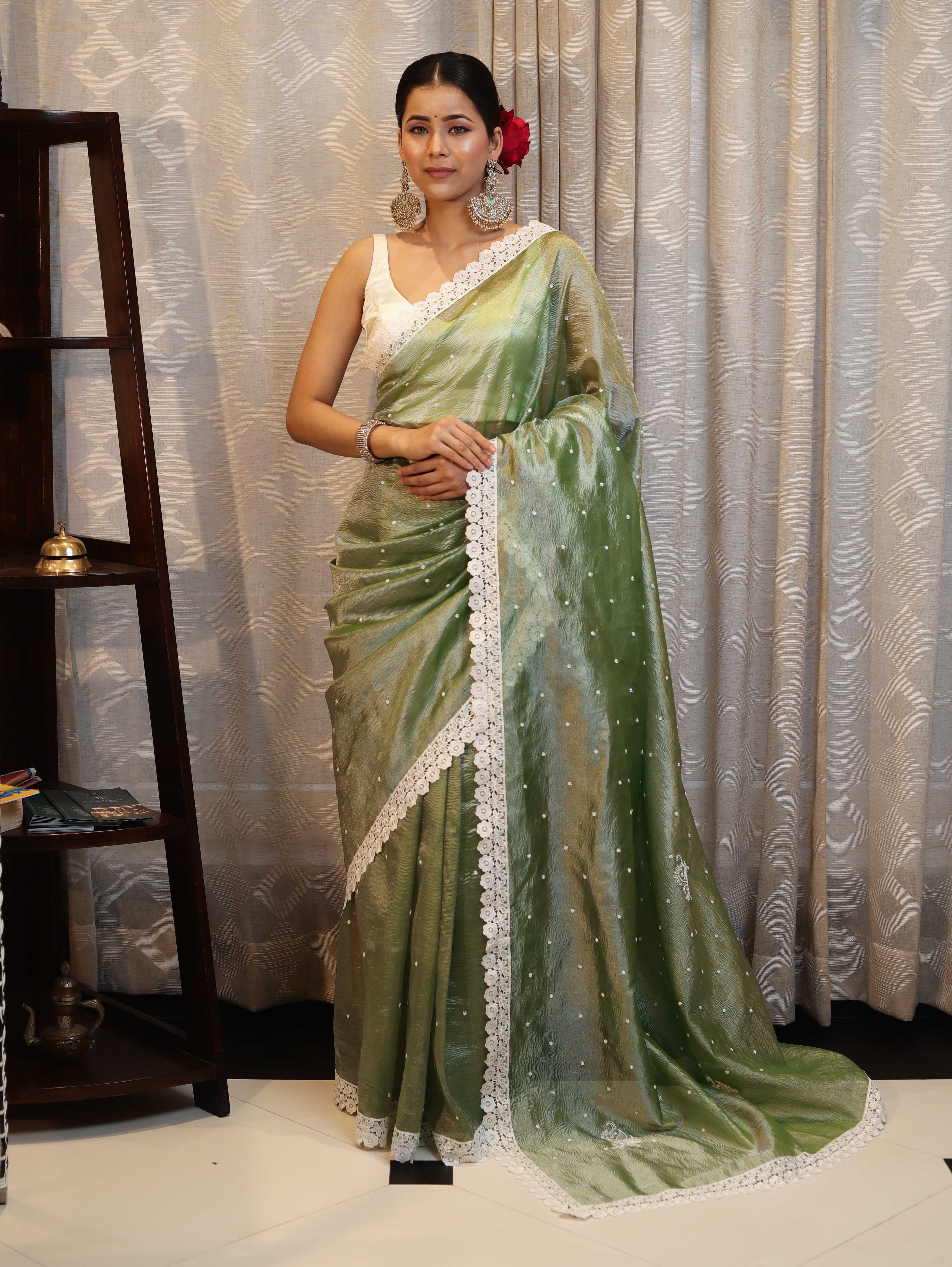 Banarasee Handwoven Crushed Tissue Saree With Buti Design & Lace-Light Green