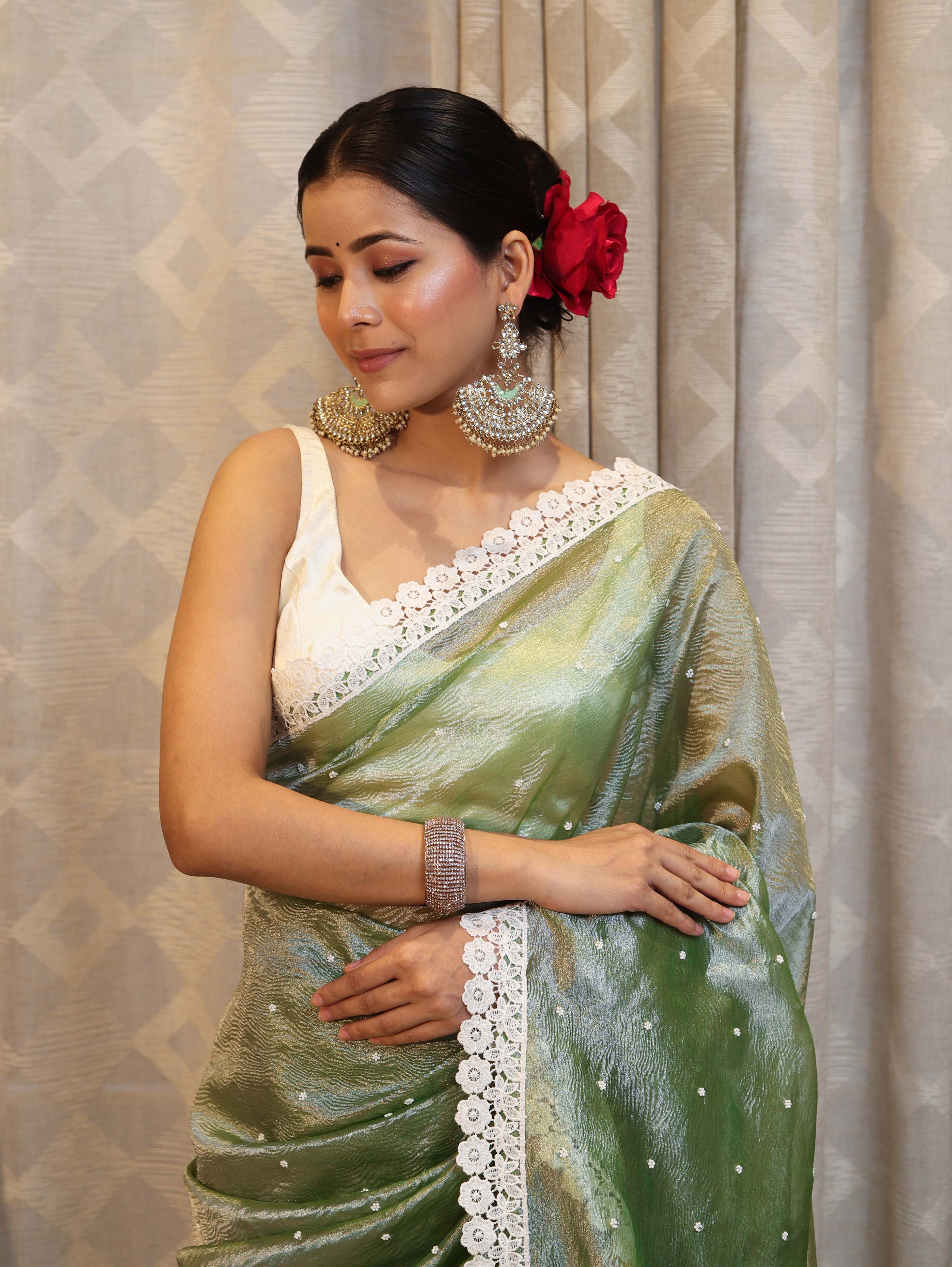 Banarasee Handwoven Crushed Tissue Saree With Buti Design & Lace-Light Green