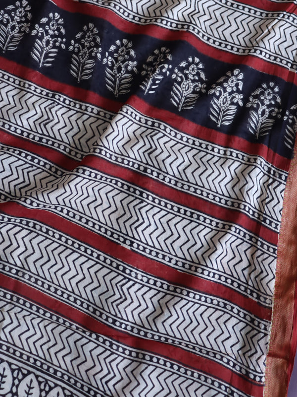 Handloom Maheshwari Silk Bagru Block Printed Saree-Brown
