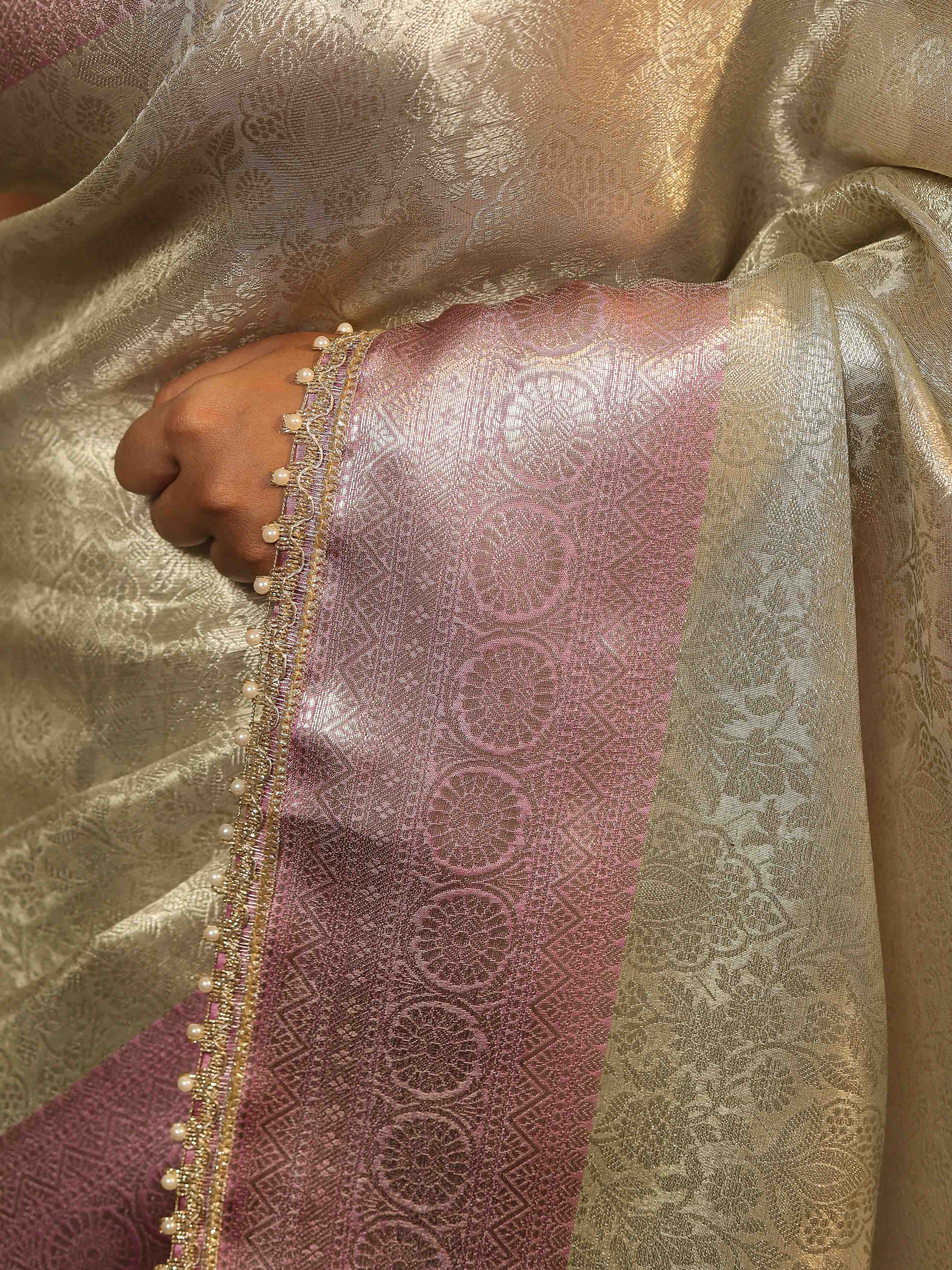 Banarasee Handwoven Tissue Saree With Zari Jaal Design & Lace-Silver & Pink