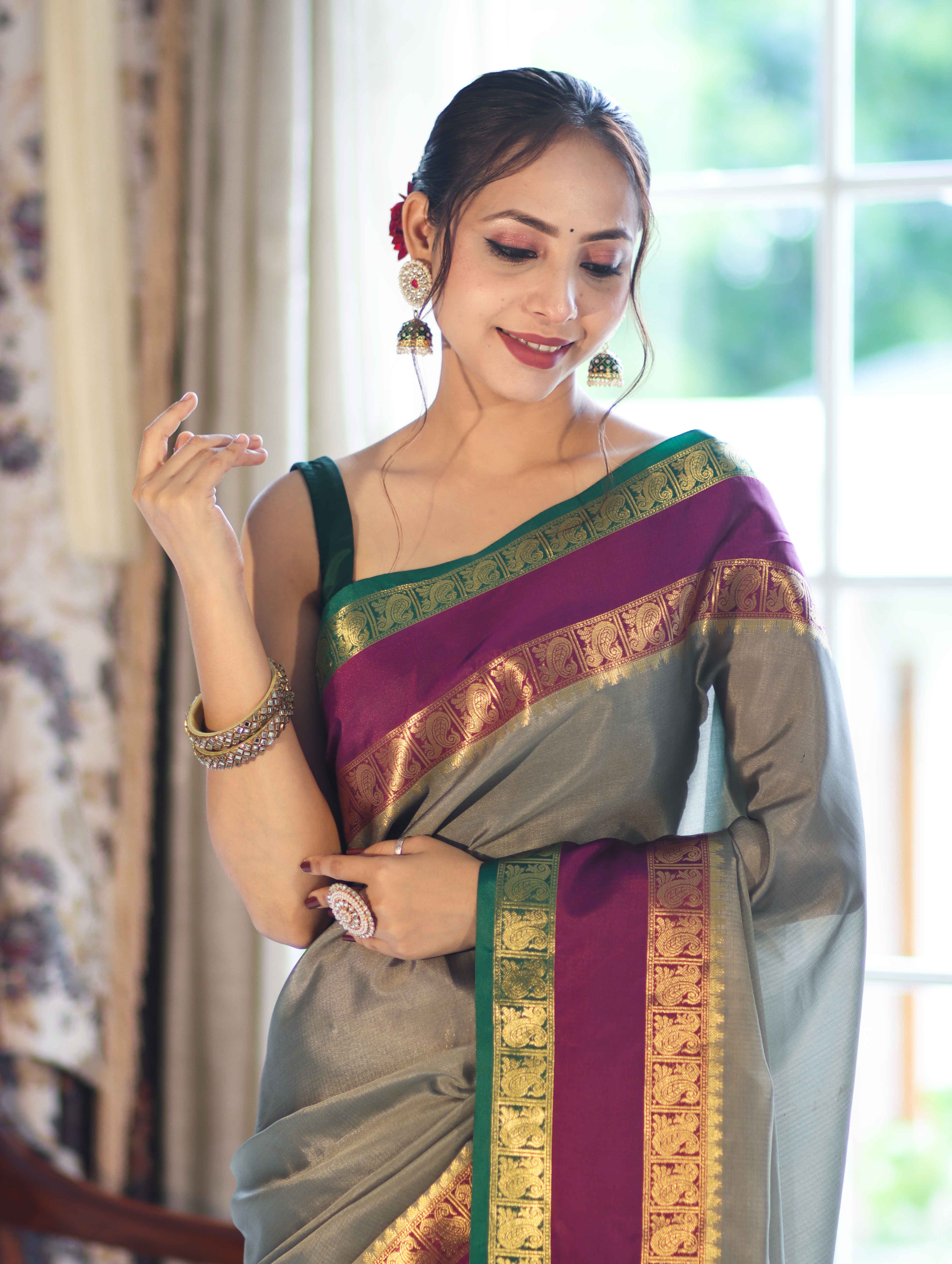 Banarasee Handloom Plain Semi Silk Saree With Contrast Temple Border-Grey