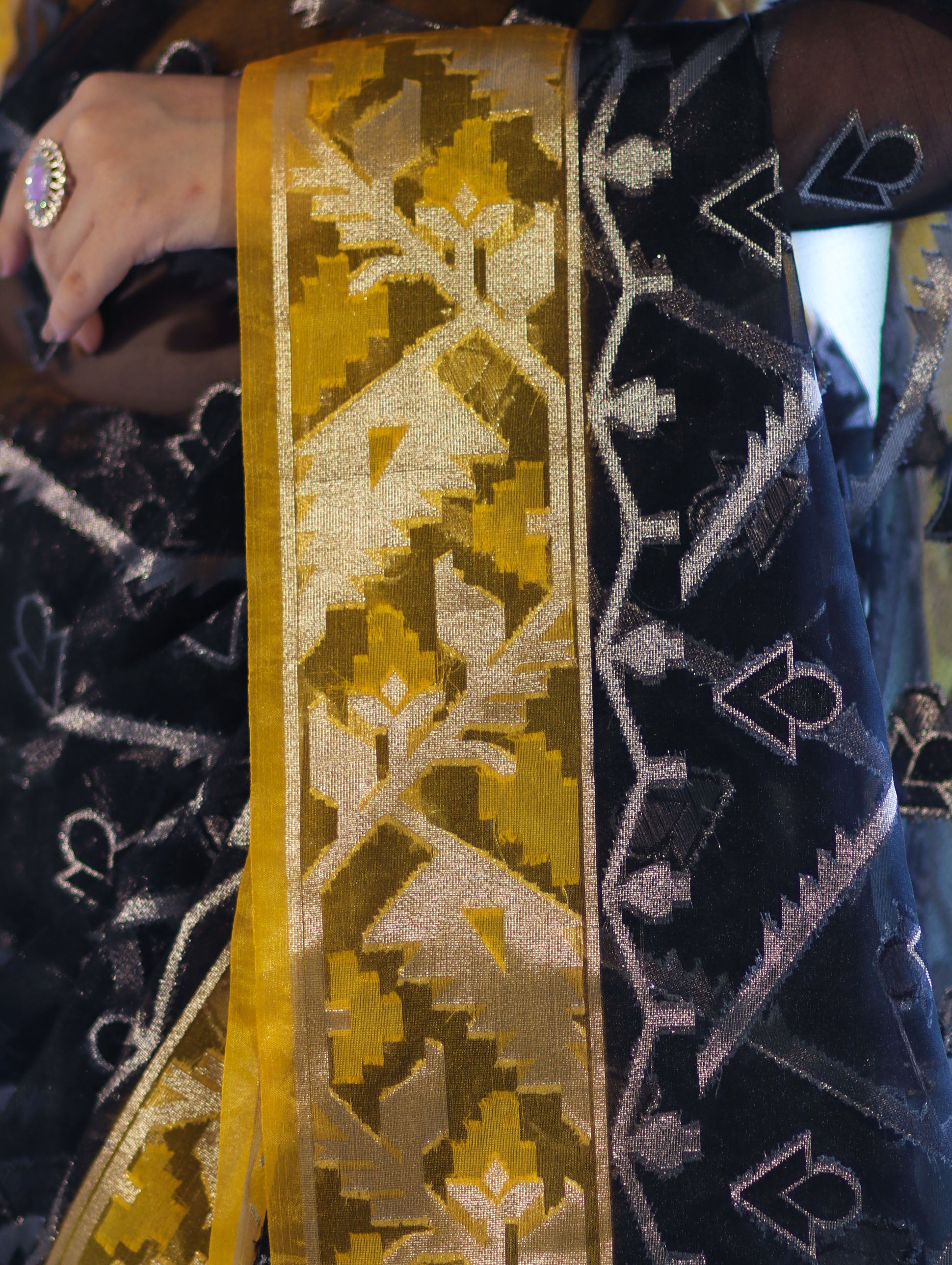 Banarasee Organza Mix Saree With Zari Work & Contrast Border-Black & Yellow