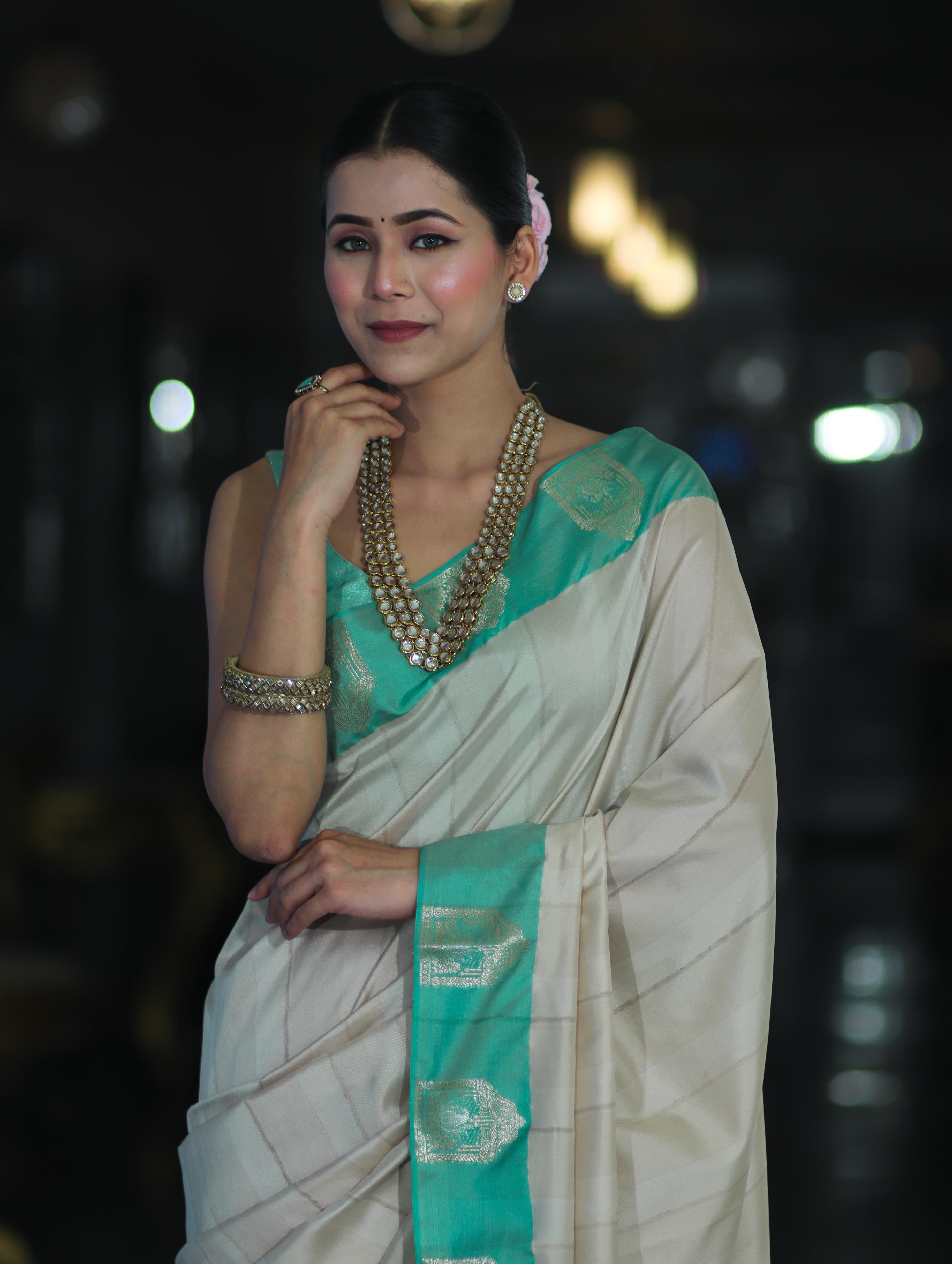 Banarasee Handloom Plain Semi Silk Saree With Contrast Zari Border-Cream & Light Green