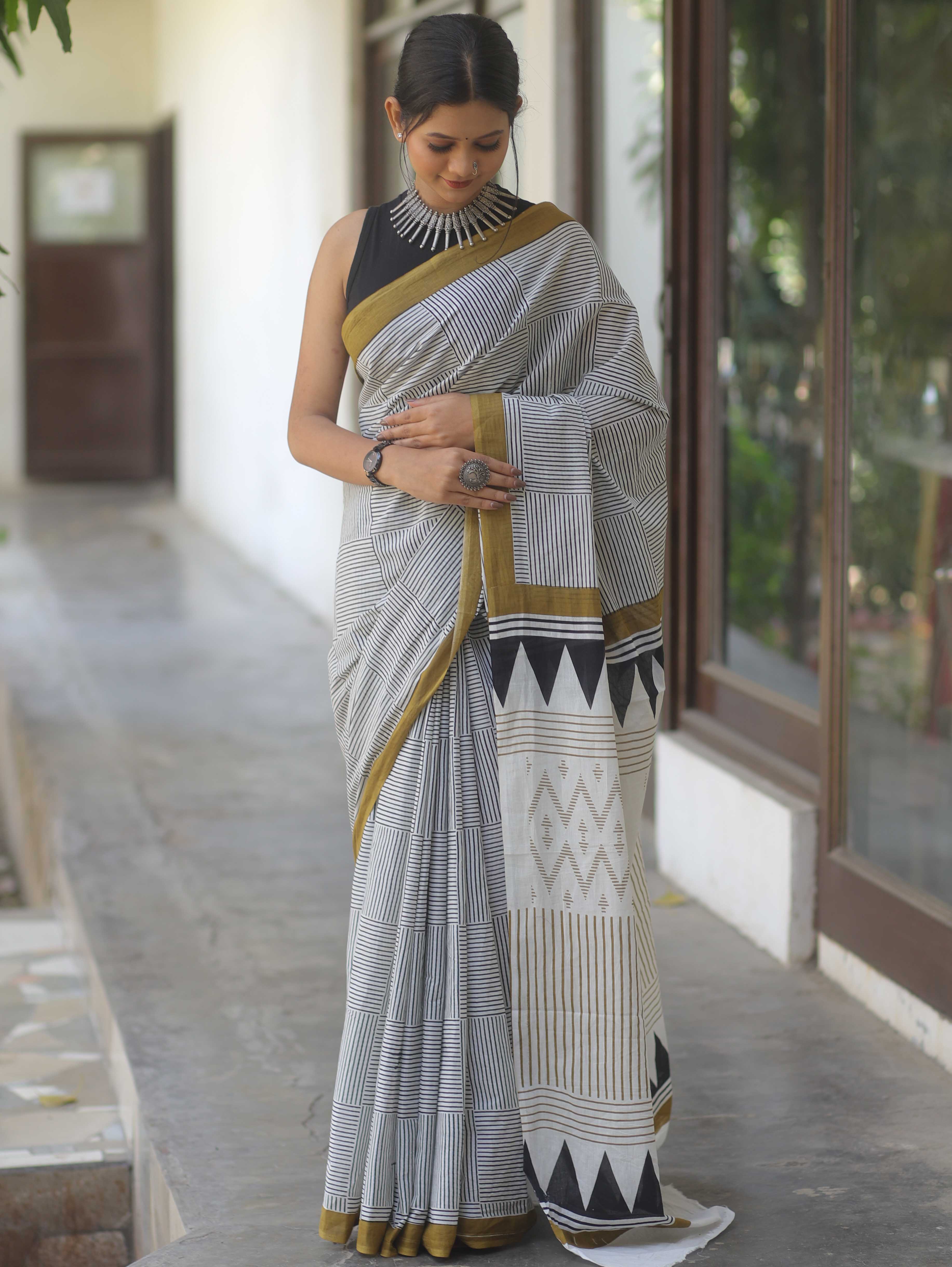 Handloom Mul Cotton Hand-Block Print Saree-White