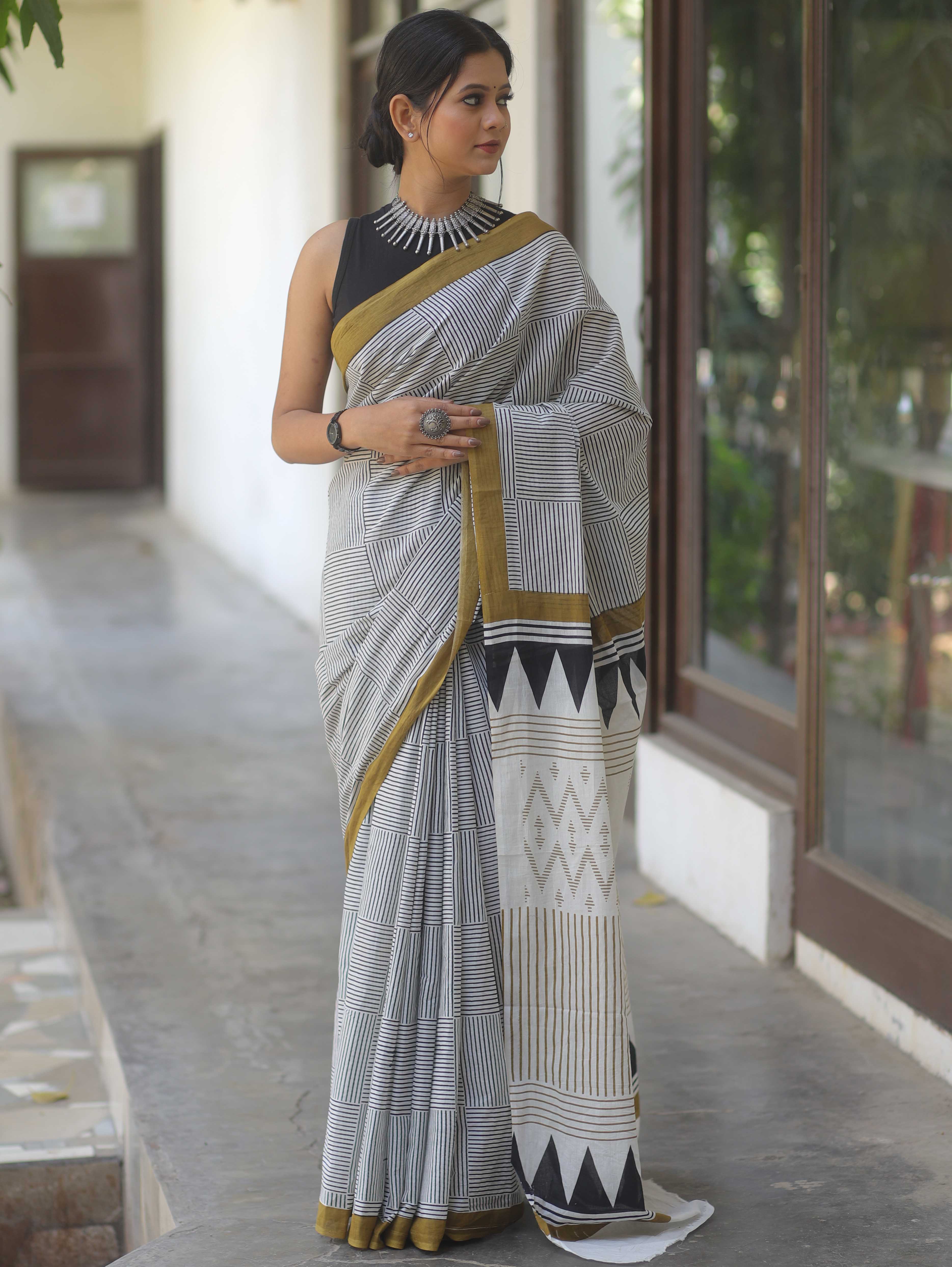Handloom Mul Cotton Hand-Block Print Saree-White