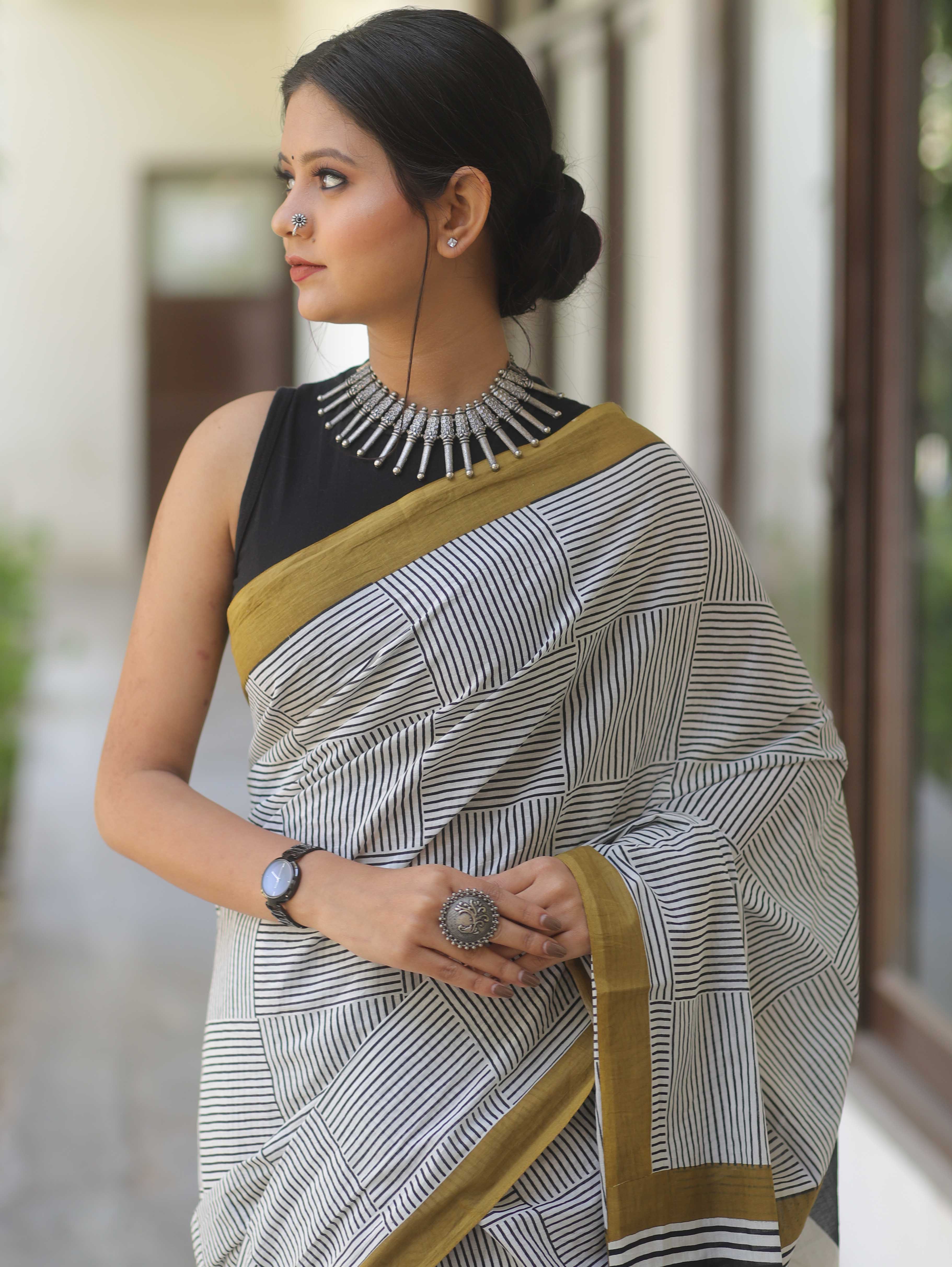 Handloom Mul Cotton Hand-Block Print Saree-White