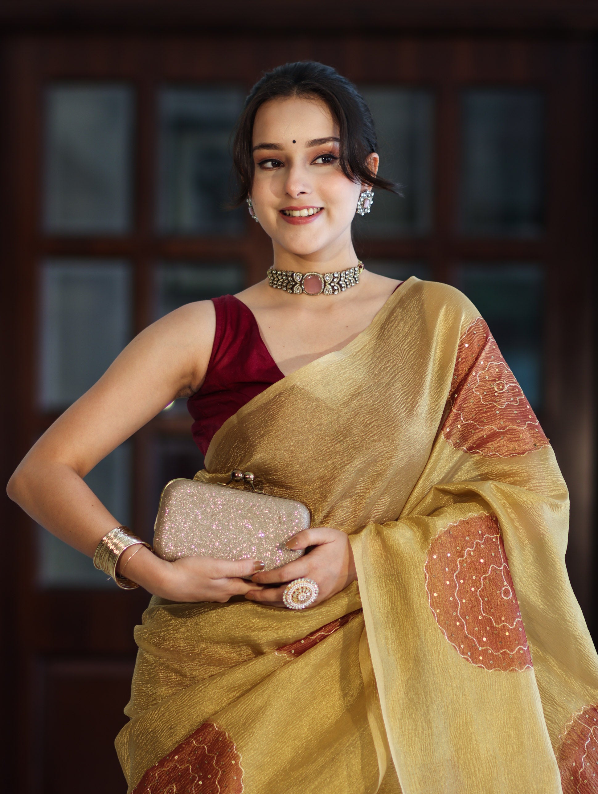 Banarasee Crushed Tissue Handwork Saree Work With Contrast Blouse-Gold