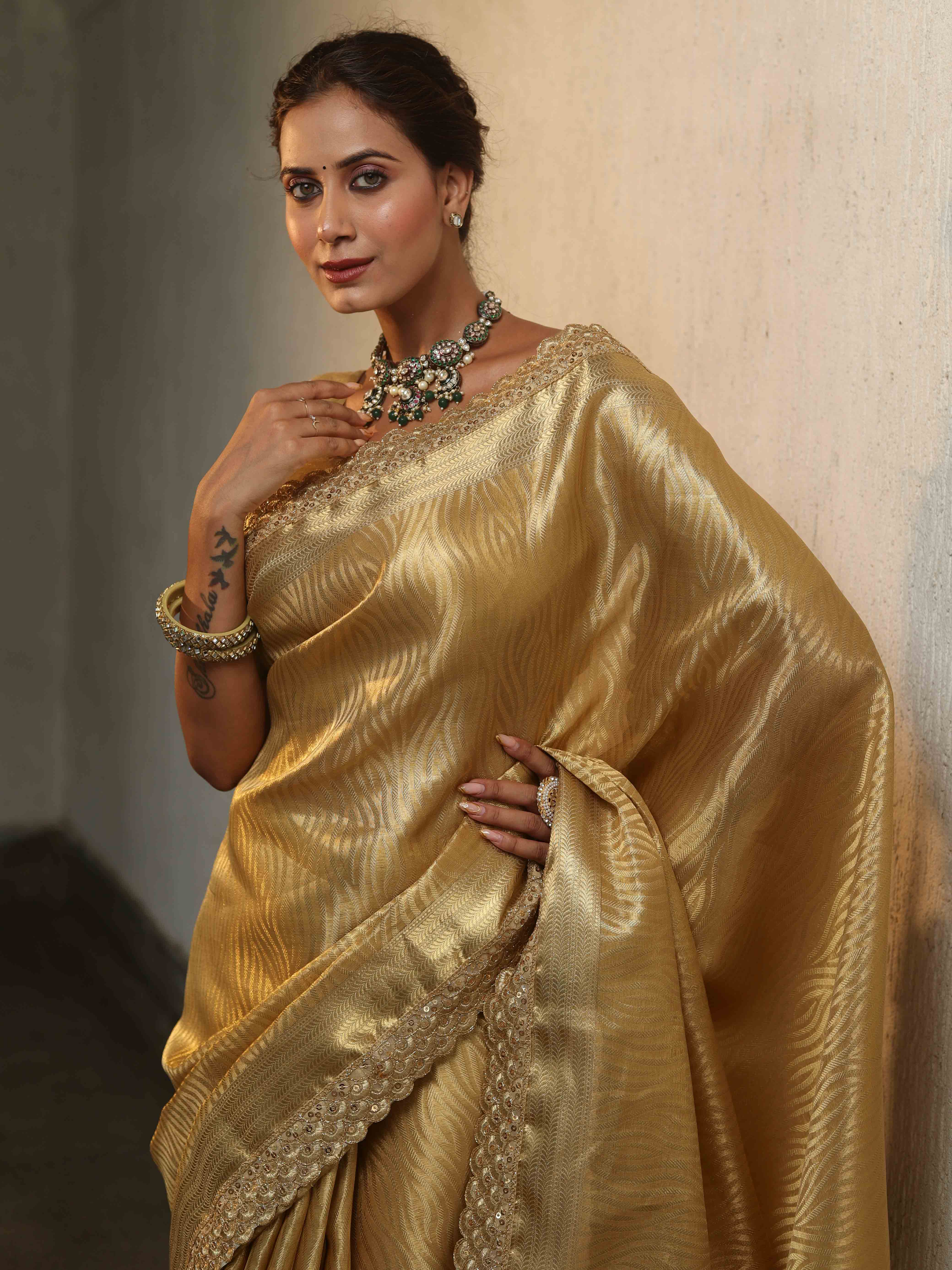 Banarasee Handwoven Tissue Saree With Zari Border & Lace-Gold