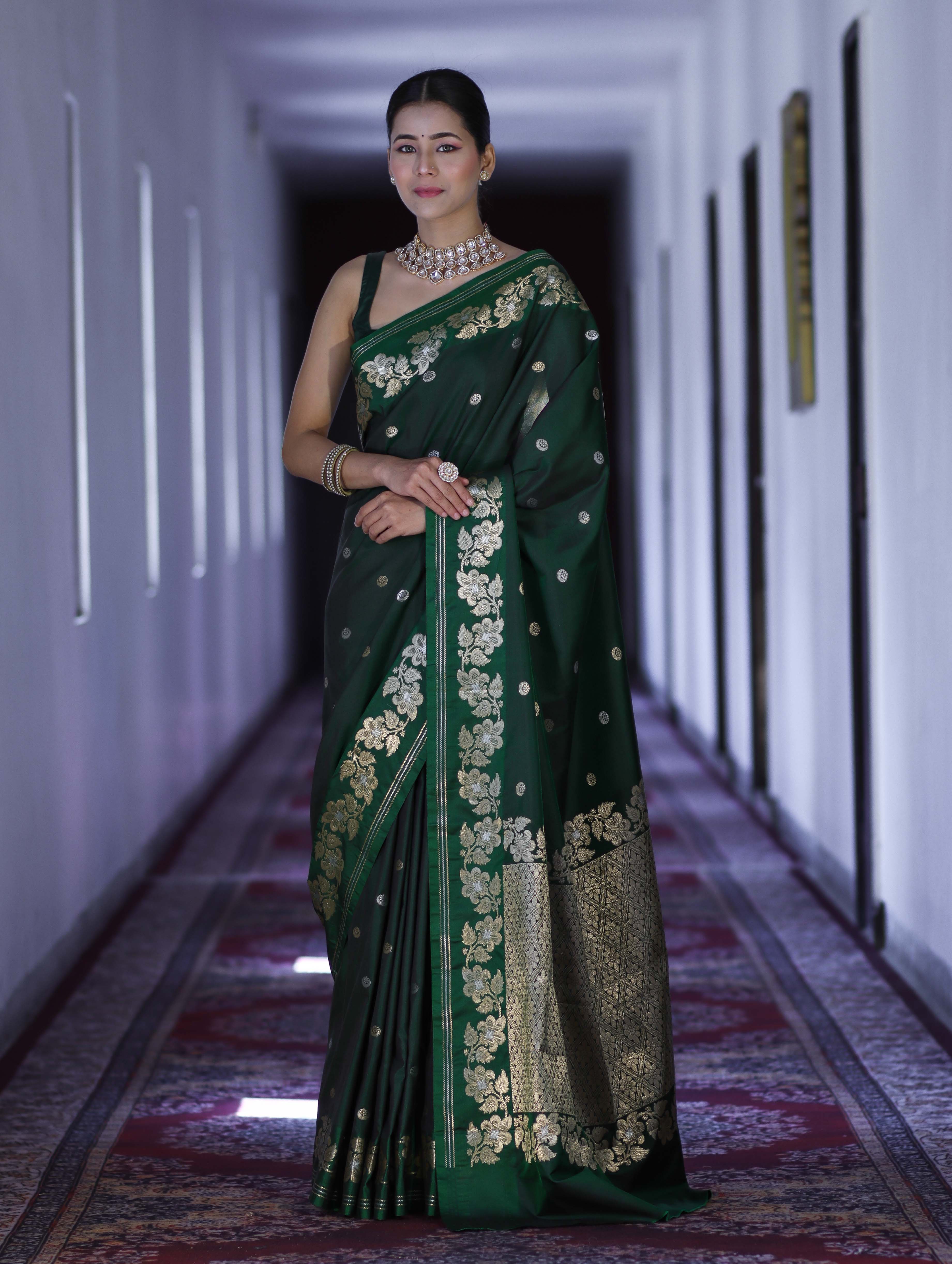 Banarasee Handloom Semi Silk Saree With Sona Rupa Zari Buti Design & Floral Border-Green