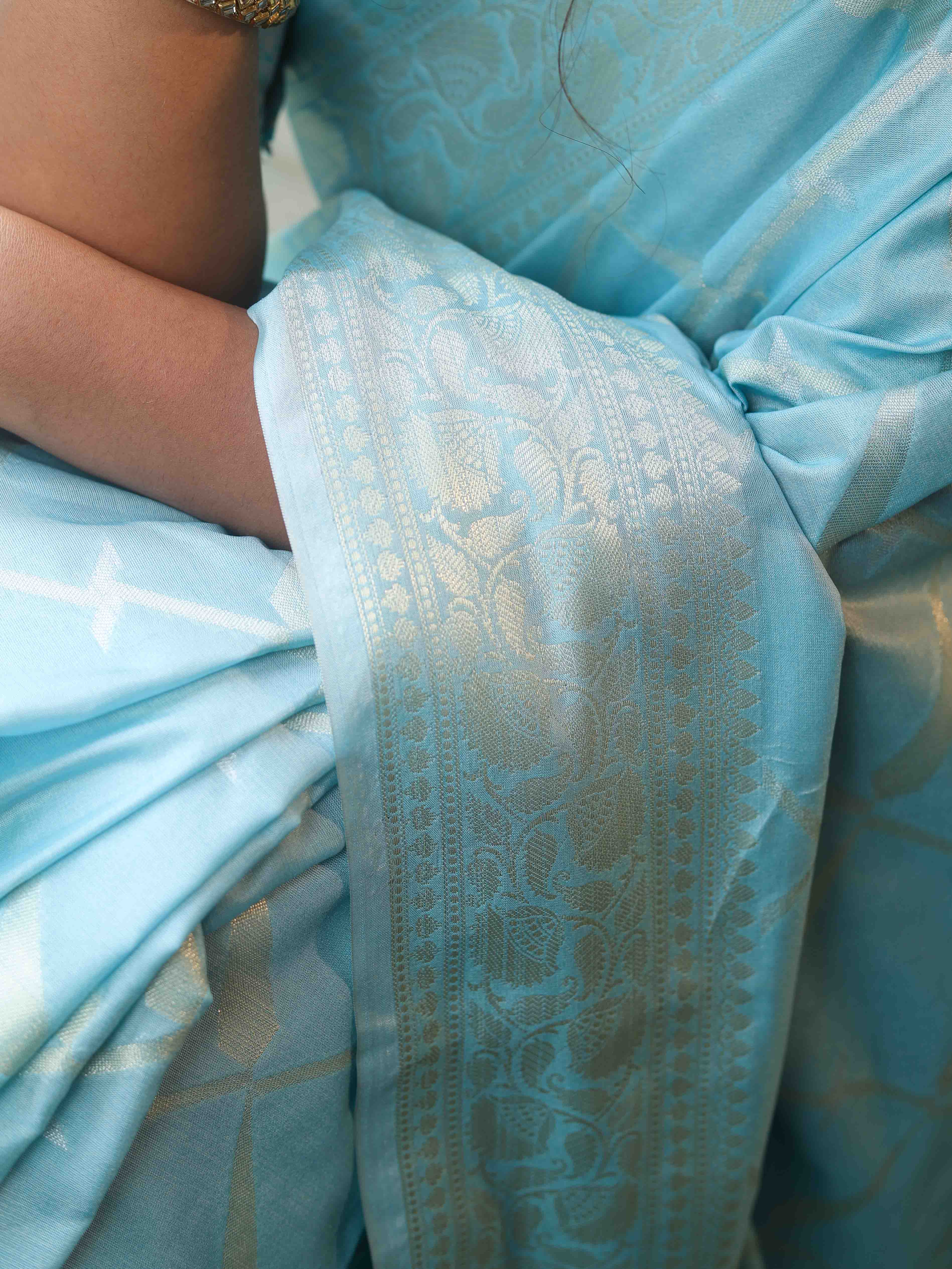 Banarasee Handwoven Semi Silk Saree With Silver Zari Jaal Design-Light Blue