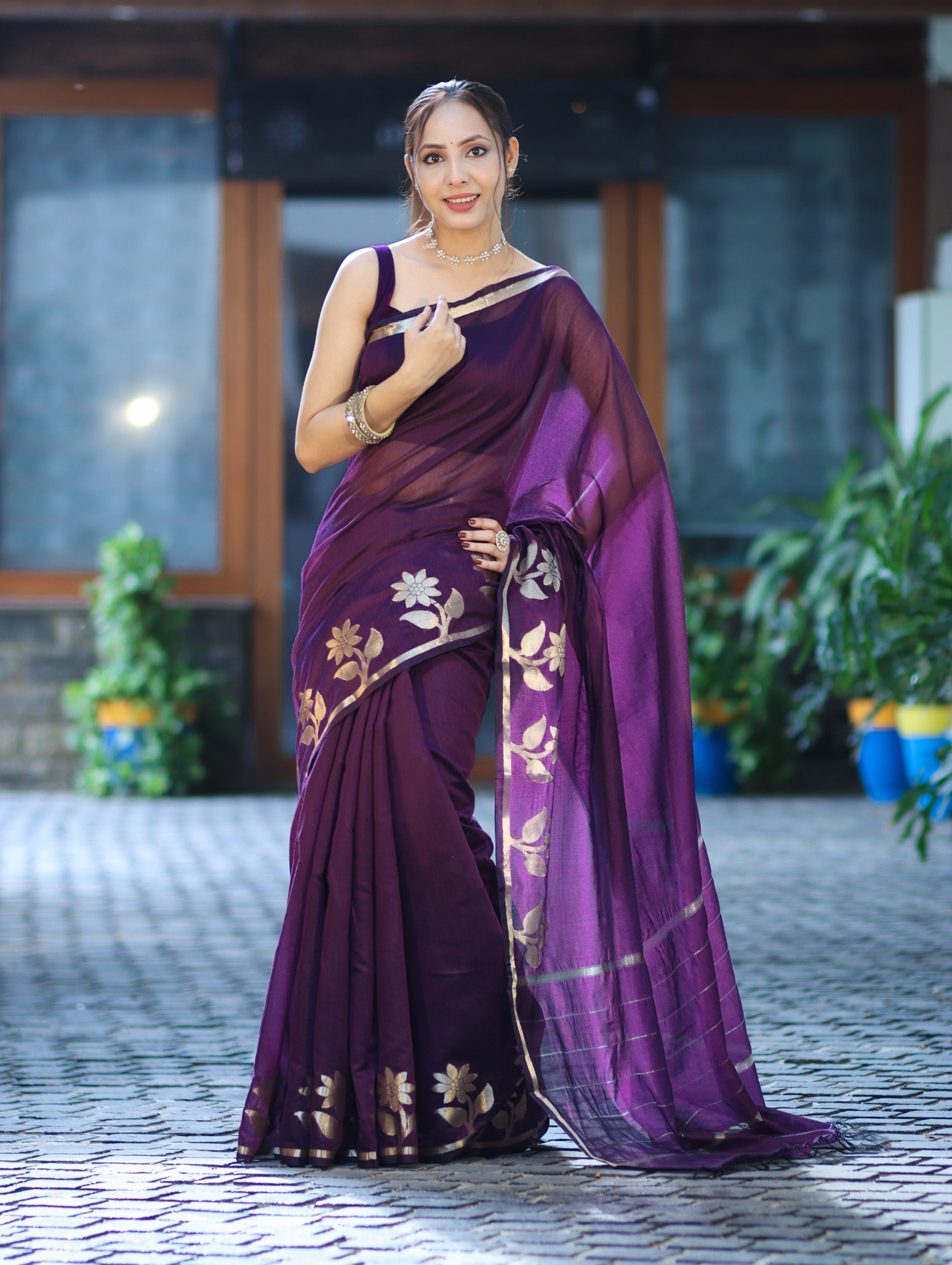Banarasee Handloom Cotton Silk Plain Saree With Floral Zari Border-Violet