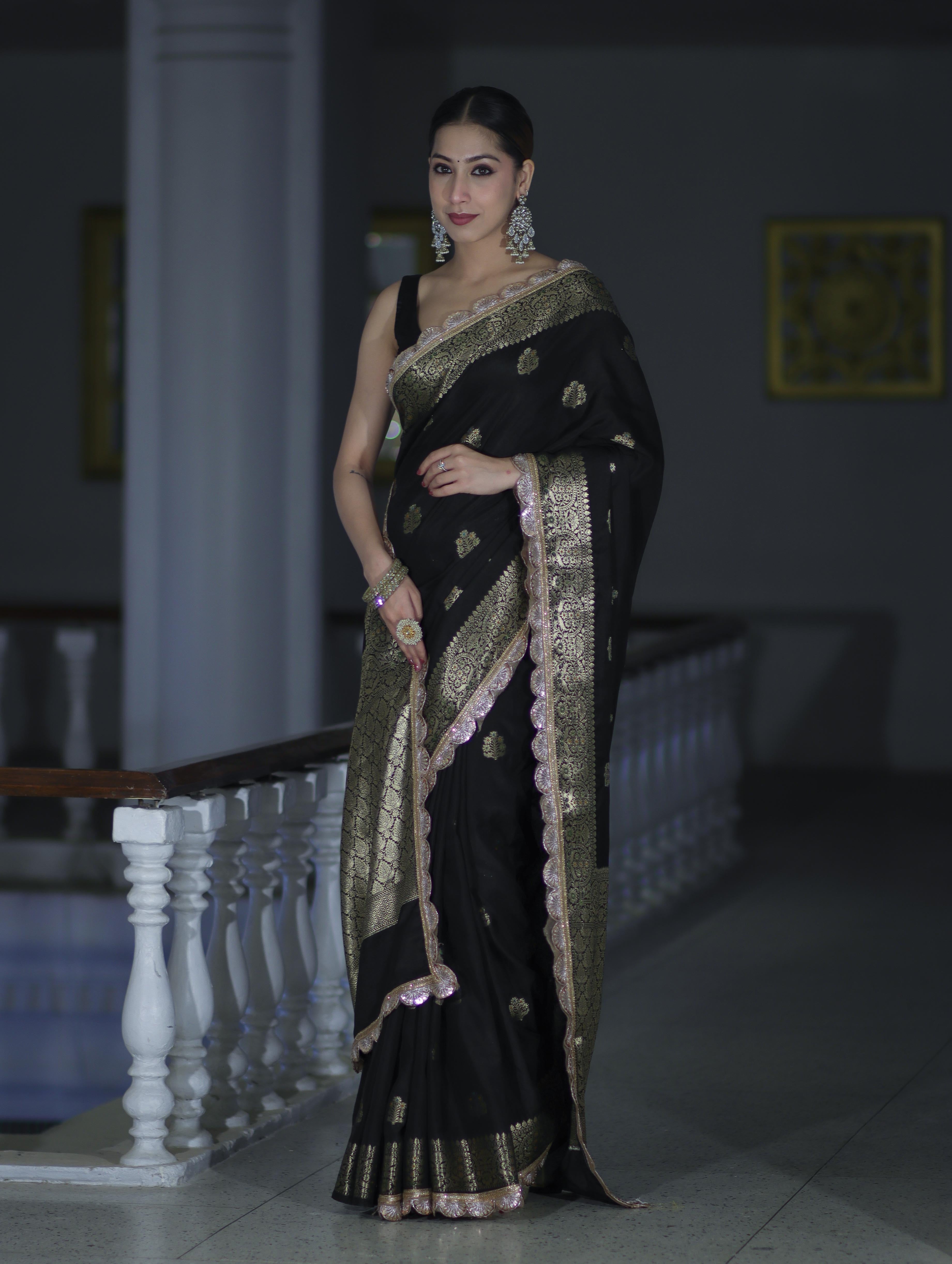 Banarasee Handloom Semi Silk Saree With Zari Buti Design & Lace Border-Black
