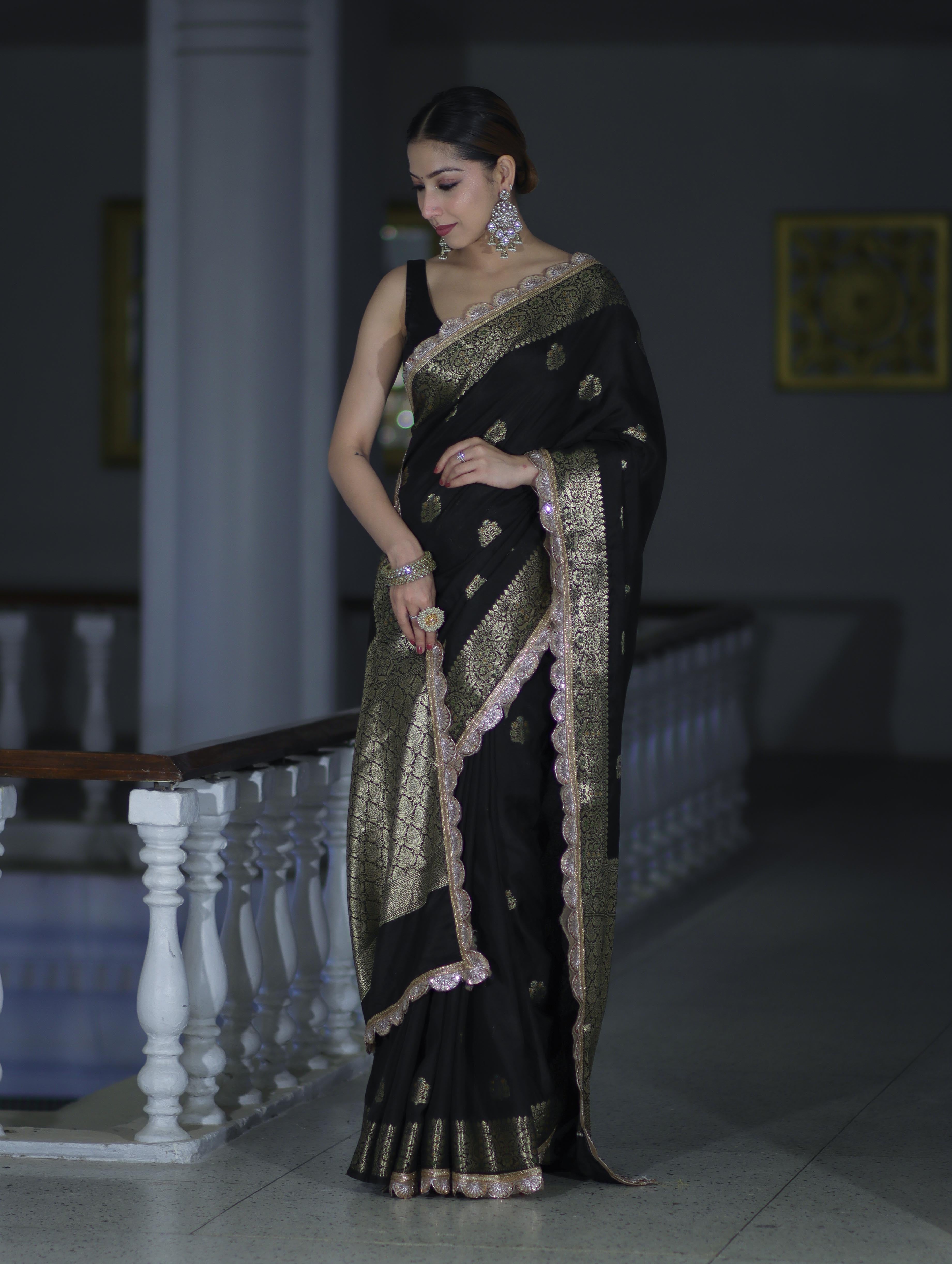 Banarasee Handloom Semi Silk Saree With Zari Buti Design & Lace Border-Black