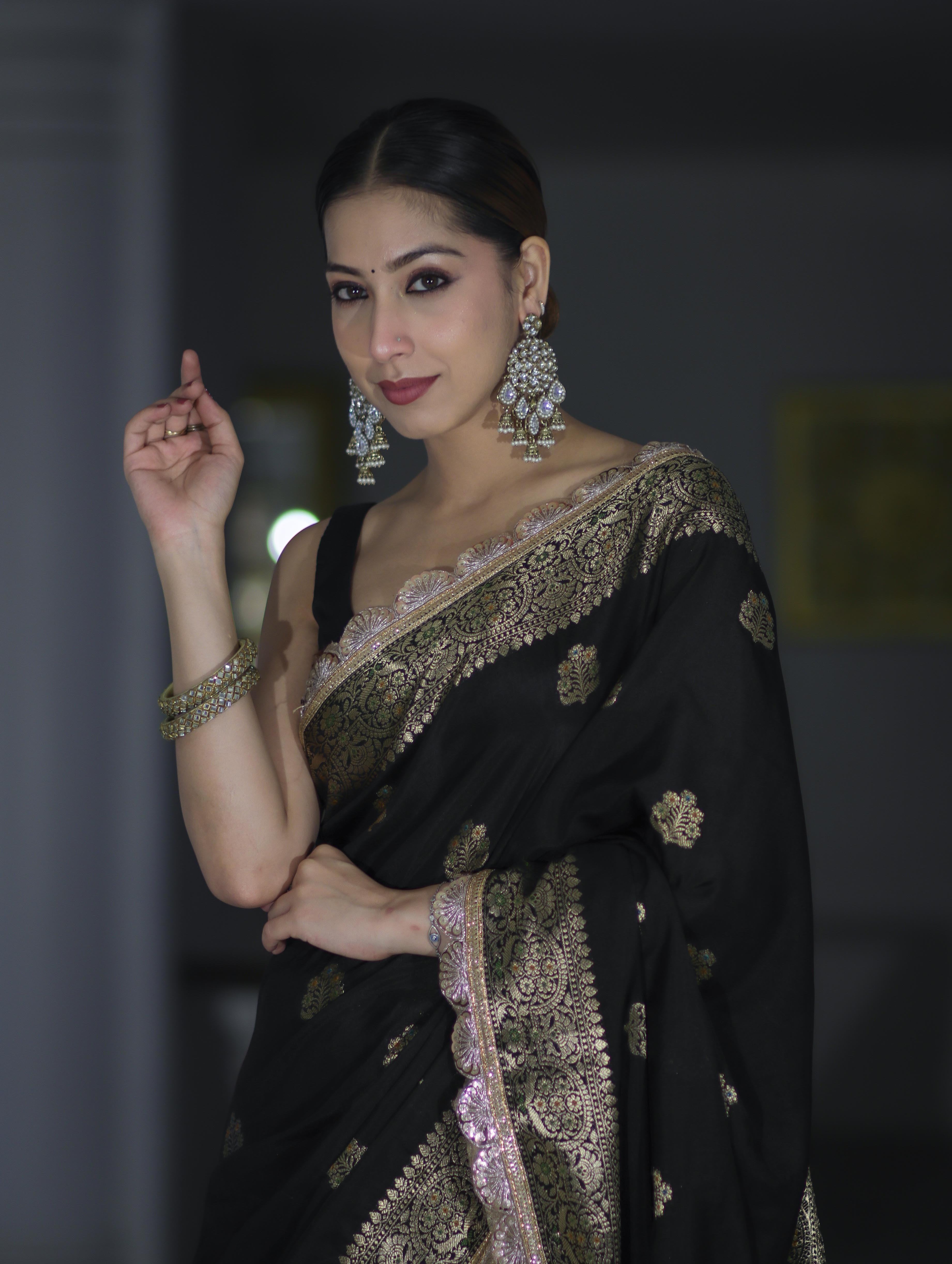 Banarasee Handloom Semi Silk Saree With Zari Buti Design & Lace Border-Black