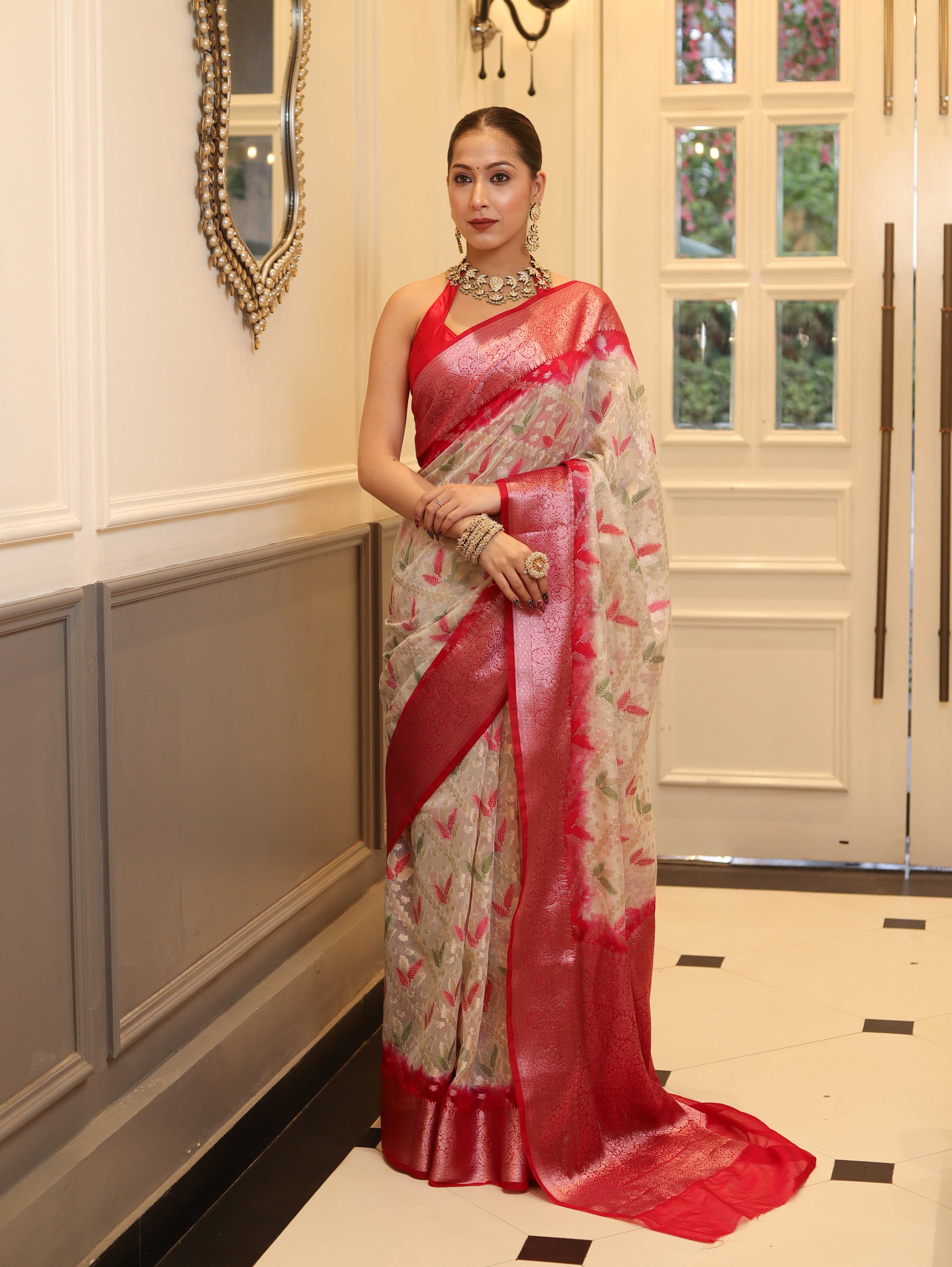 Banarasee Handloom Georgette Saree With Silver Zari Work & Contrast Border-Cream & Red