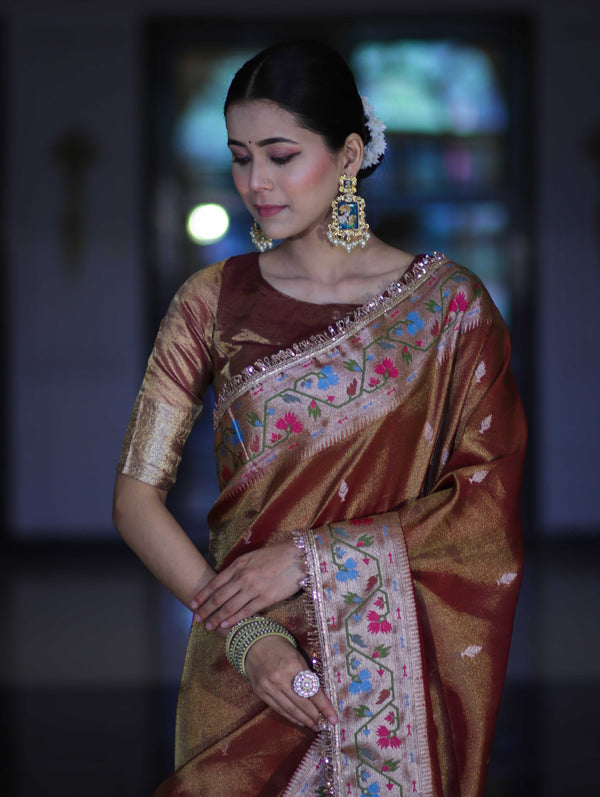 Banarasee Handloom Dual Tone Shimmer Silk Saree With Buti Design & Lace Border-Earthy Brown