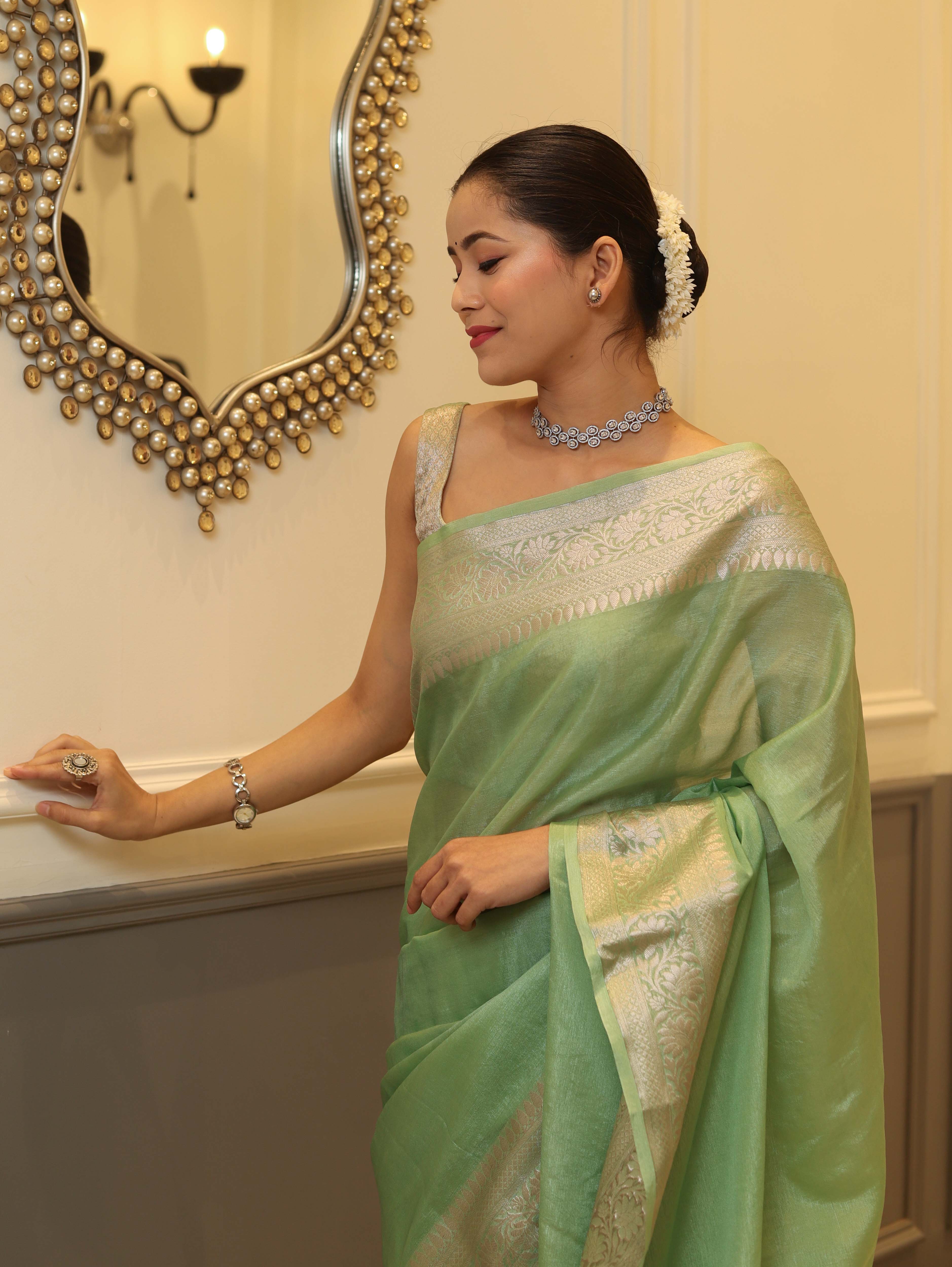 Banarasee Handwoven Plain Tissue Saree With Zari Border-Pistachio Green