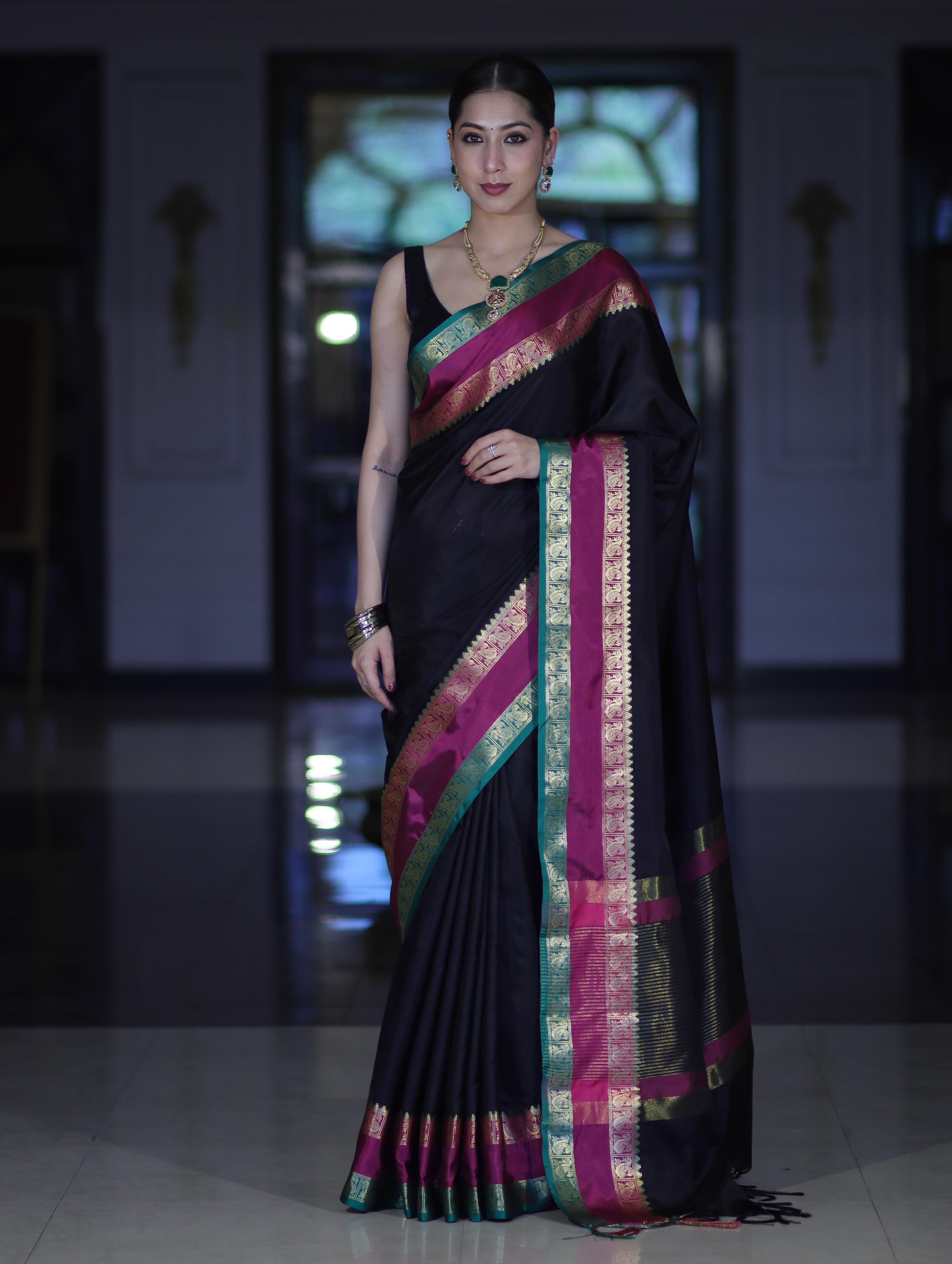 Banarasee Handloom Plain Semi Silk Saree With Contrast Zari Border-Black