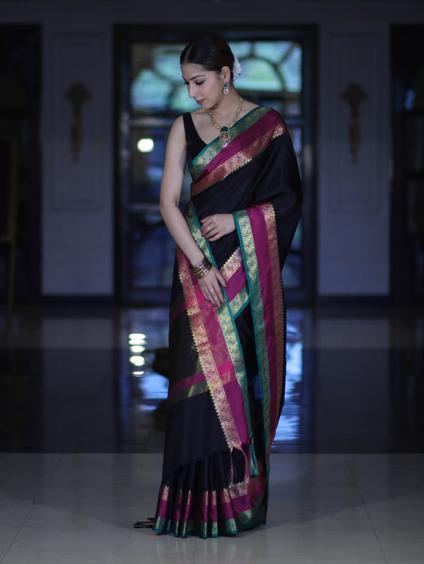 Banarasee Handloom Plain Semi Silk Saree With Contrast Zari Border-Black