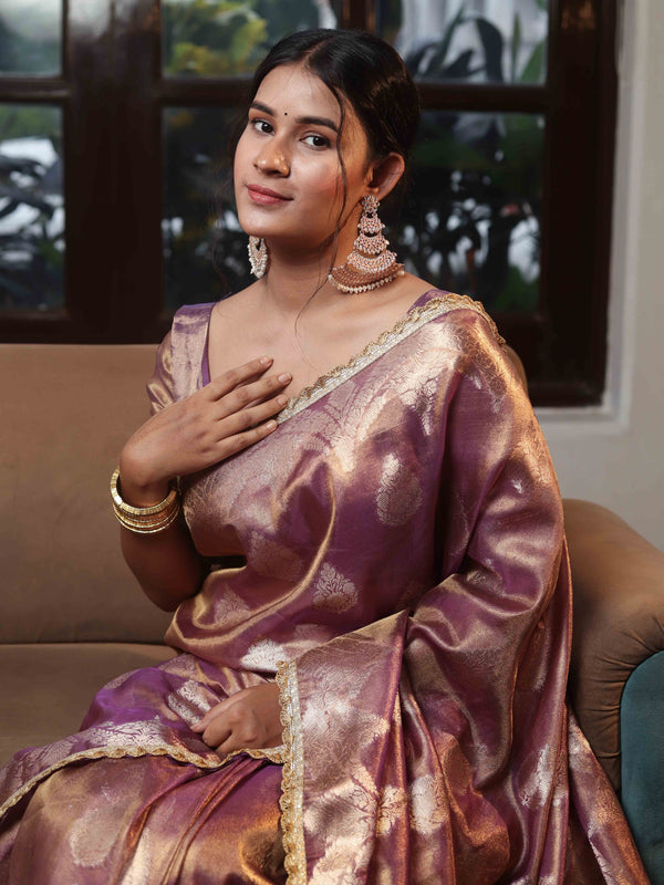 Banarasee Handwoven Crushed Tissue Saree With Zari Buta Design & Lace-Onion Pink
