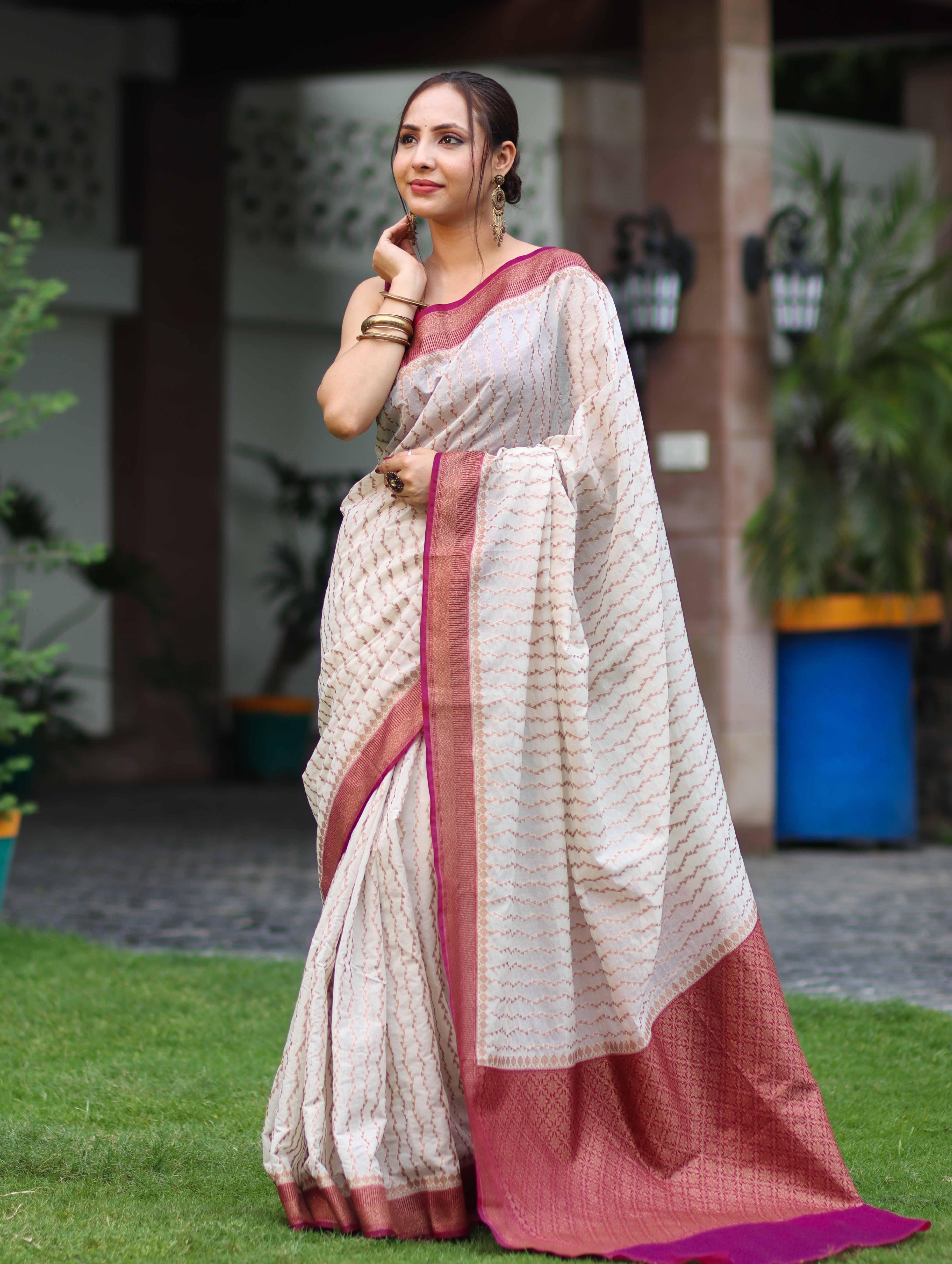 Banarasee Handwoven Georgette Saree With Antique Zari Work & Contrast Border-Off White