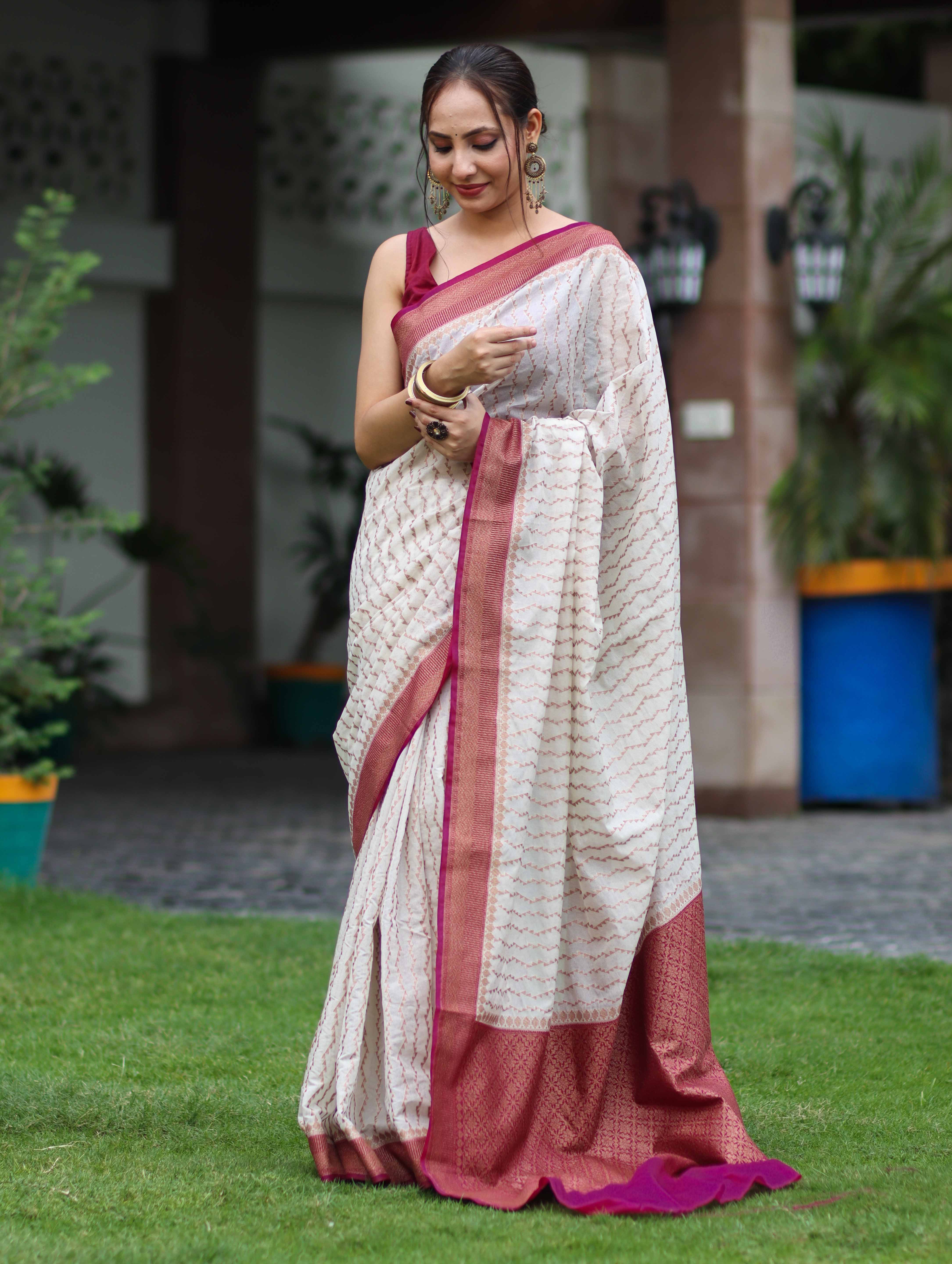 Banarasee Handwoven Georgette Saree With Antique Zari Work & Contrast Border-Off White