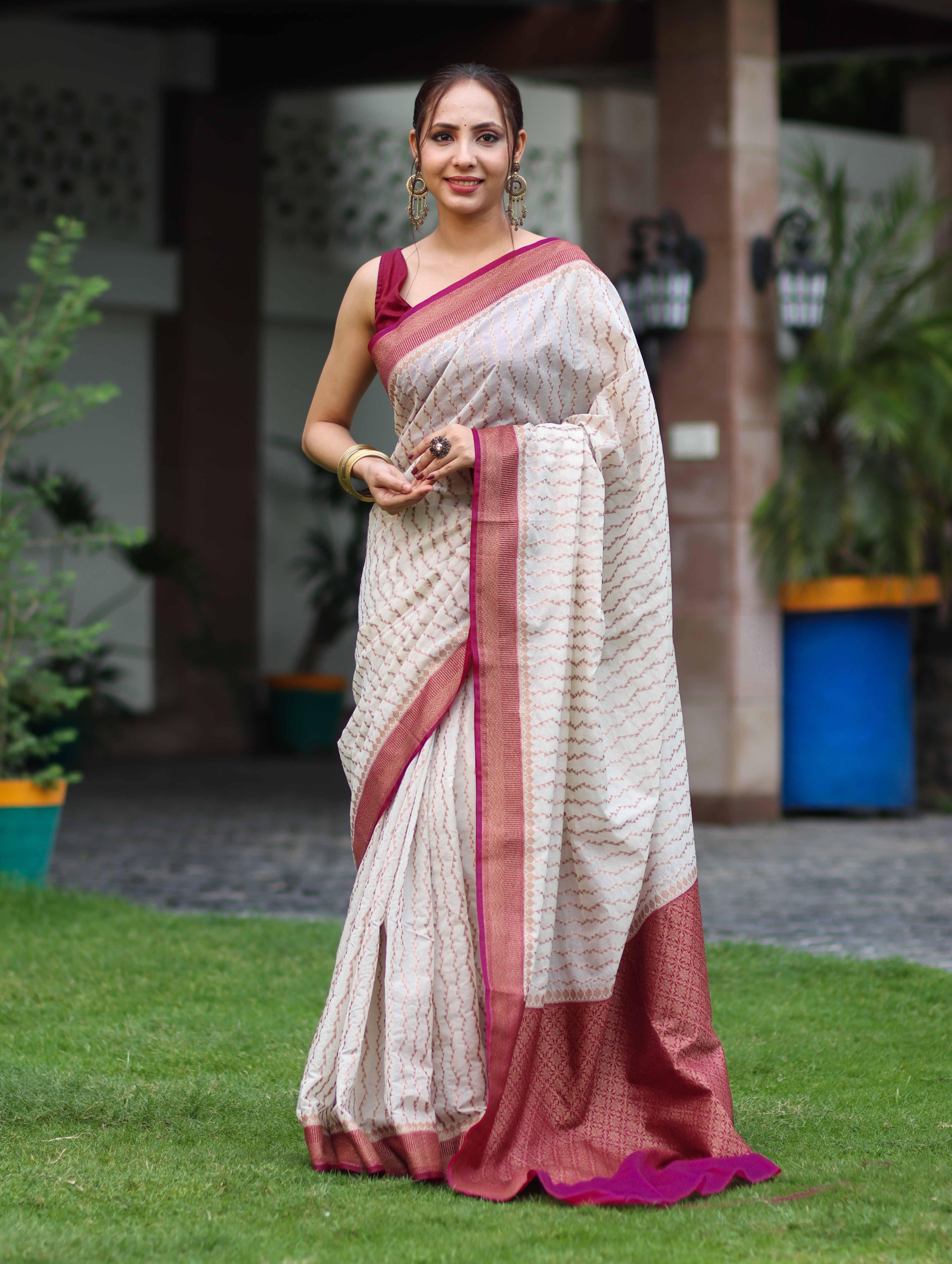 Banarasee Handwoven Georgette Saree With Antique Zari Work & Contrast Border-Off White