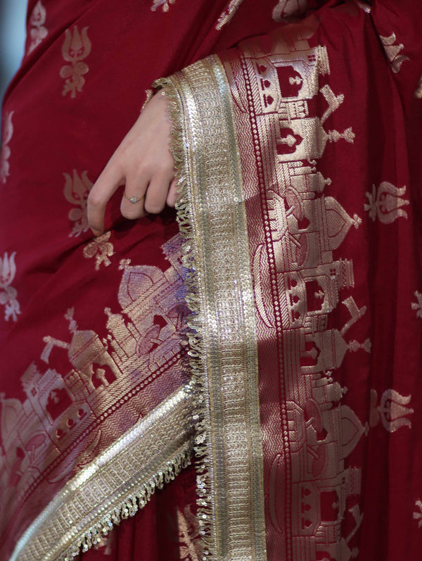 Banarasee Handloom Soft Silk Saree With Trishul Design Ganga Ghat Border & Lace-Maroon