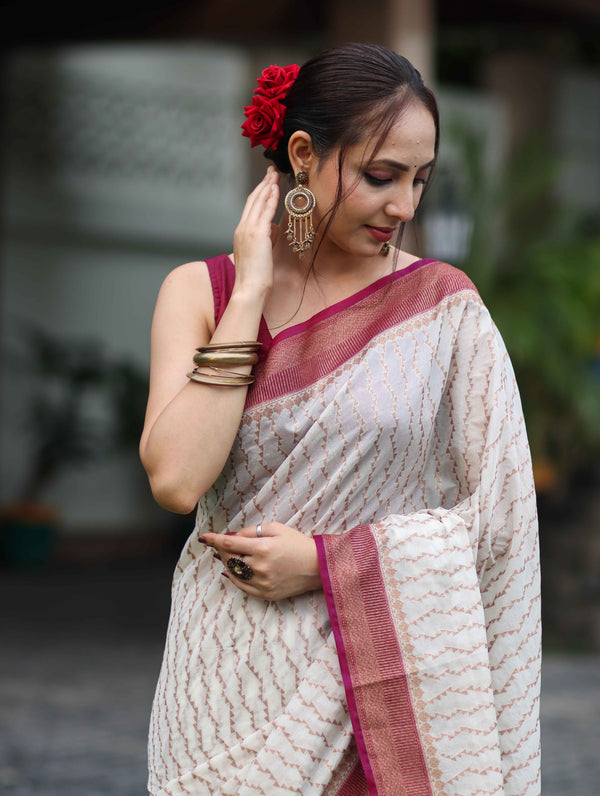 Banarasee Handwoven Georgette Saree With Antique Zari Work & Contrast Border-Off White
