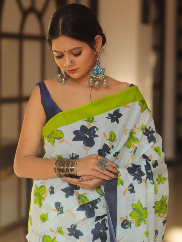Handloom Mul Cotton Hand-Block Print Saree-White