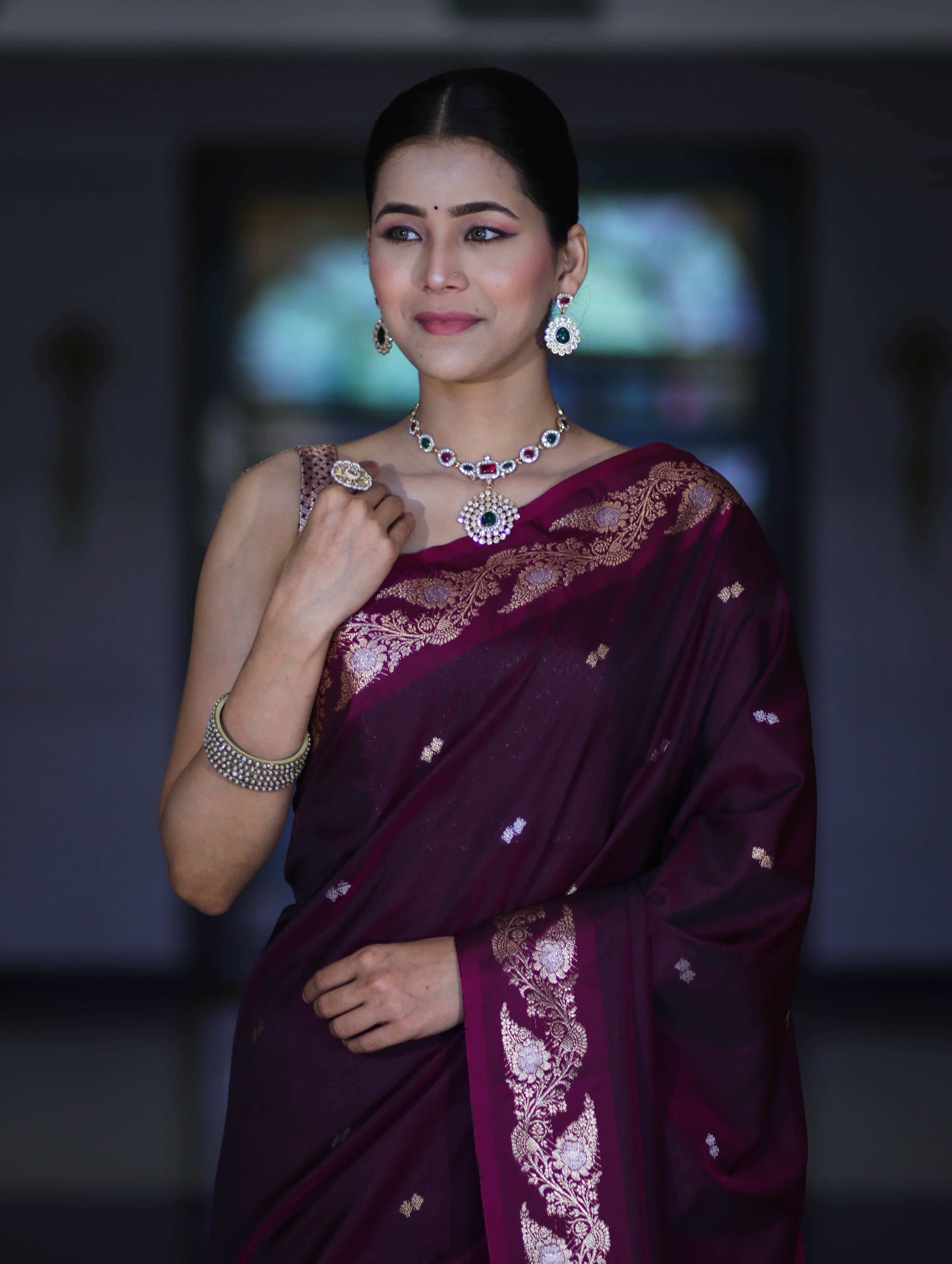 Banarasee Handloom Semi Silk Saree With Sona Rupa Zari Buti Design & Floral Border-Wine