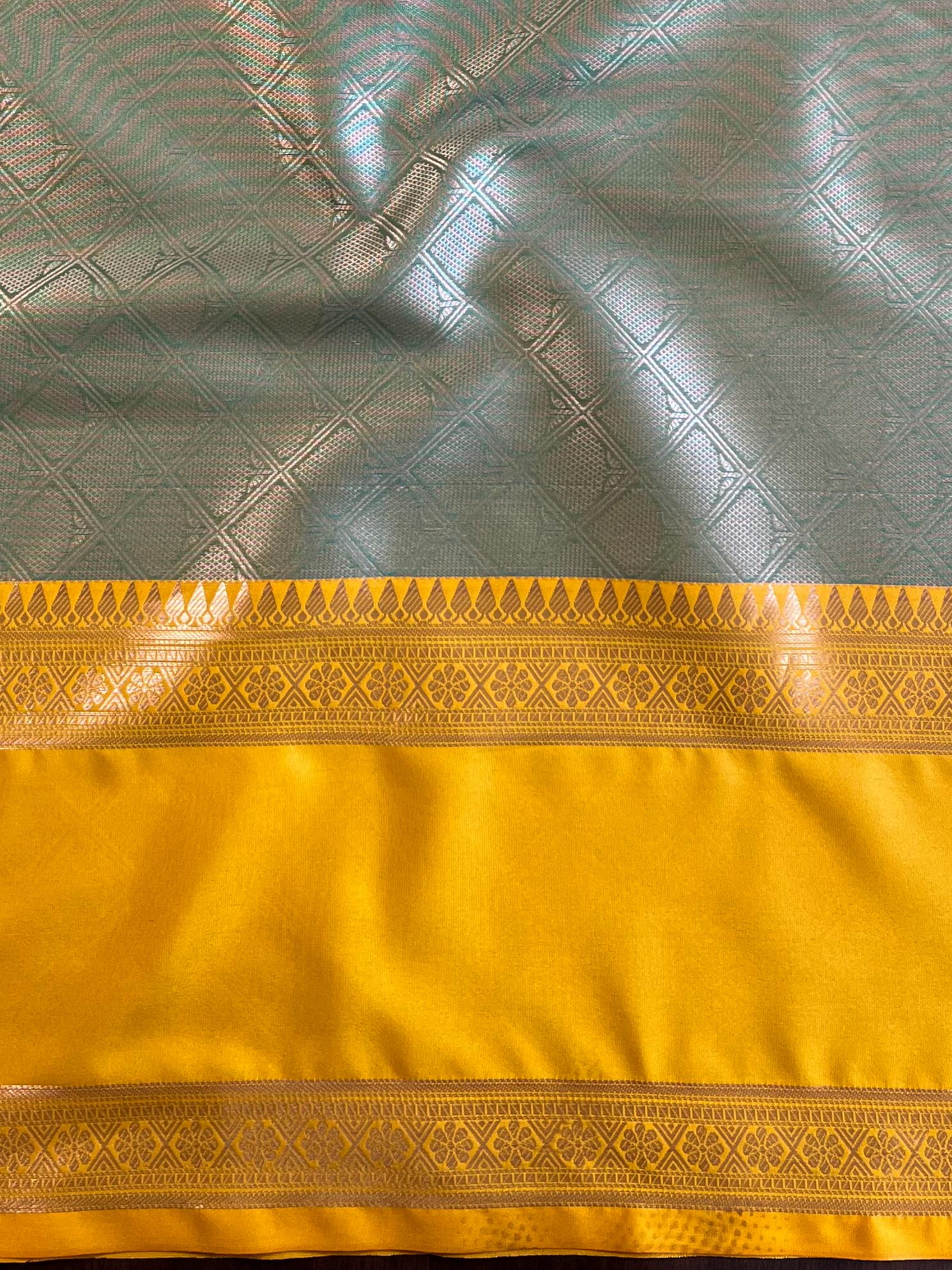 Banarasee Handwoven Semi Silk Saree With Buta Design & Contrast Border-Green