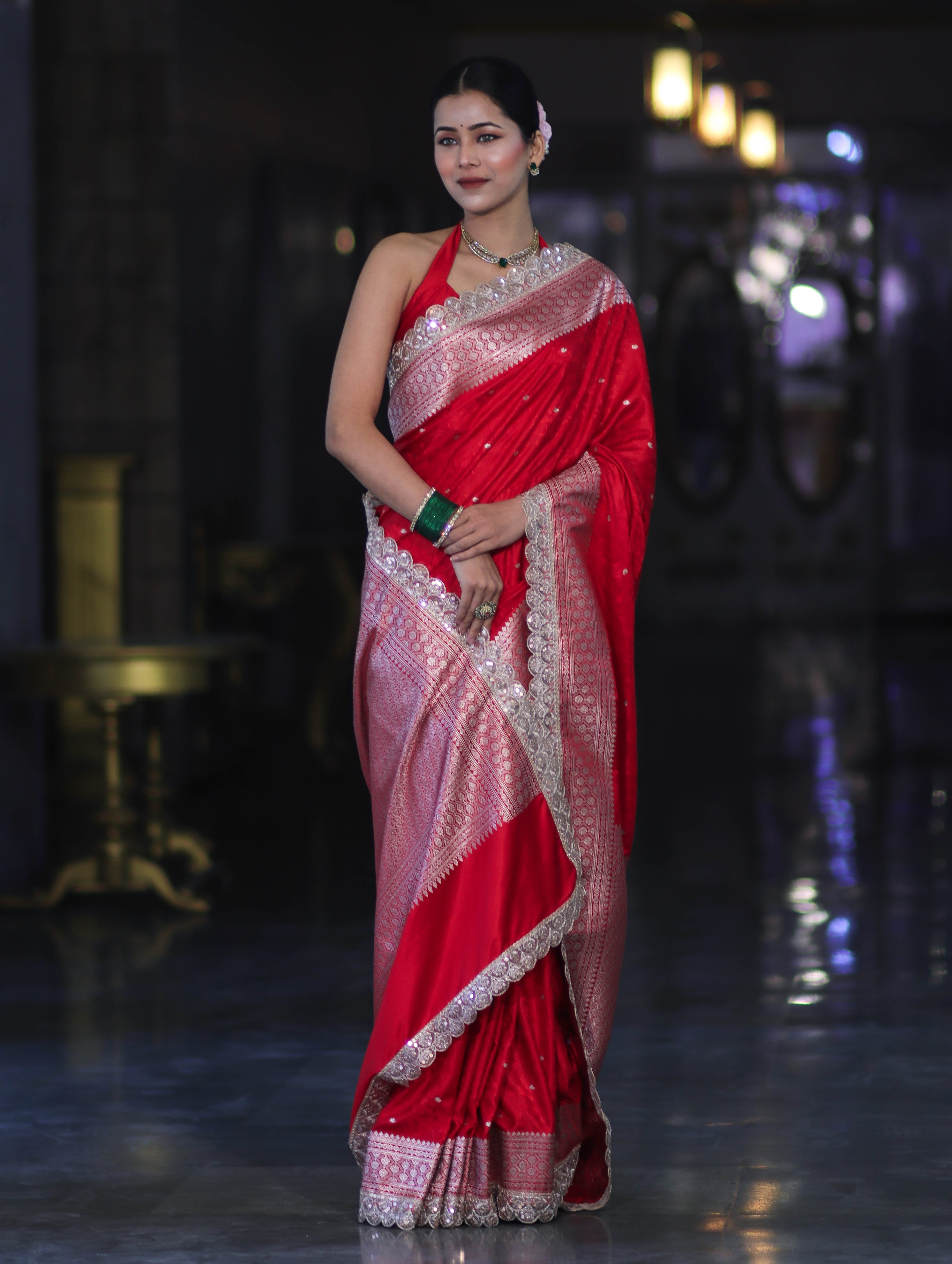 Banarasee Handloom Mashru Silk Saree With Buti Design Zari Border & Lace-Red